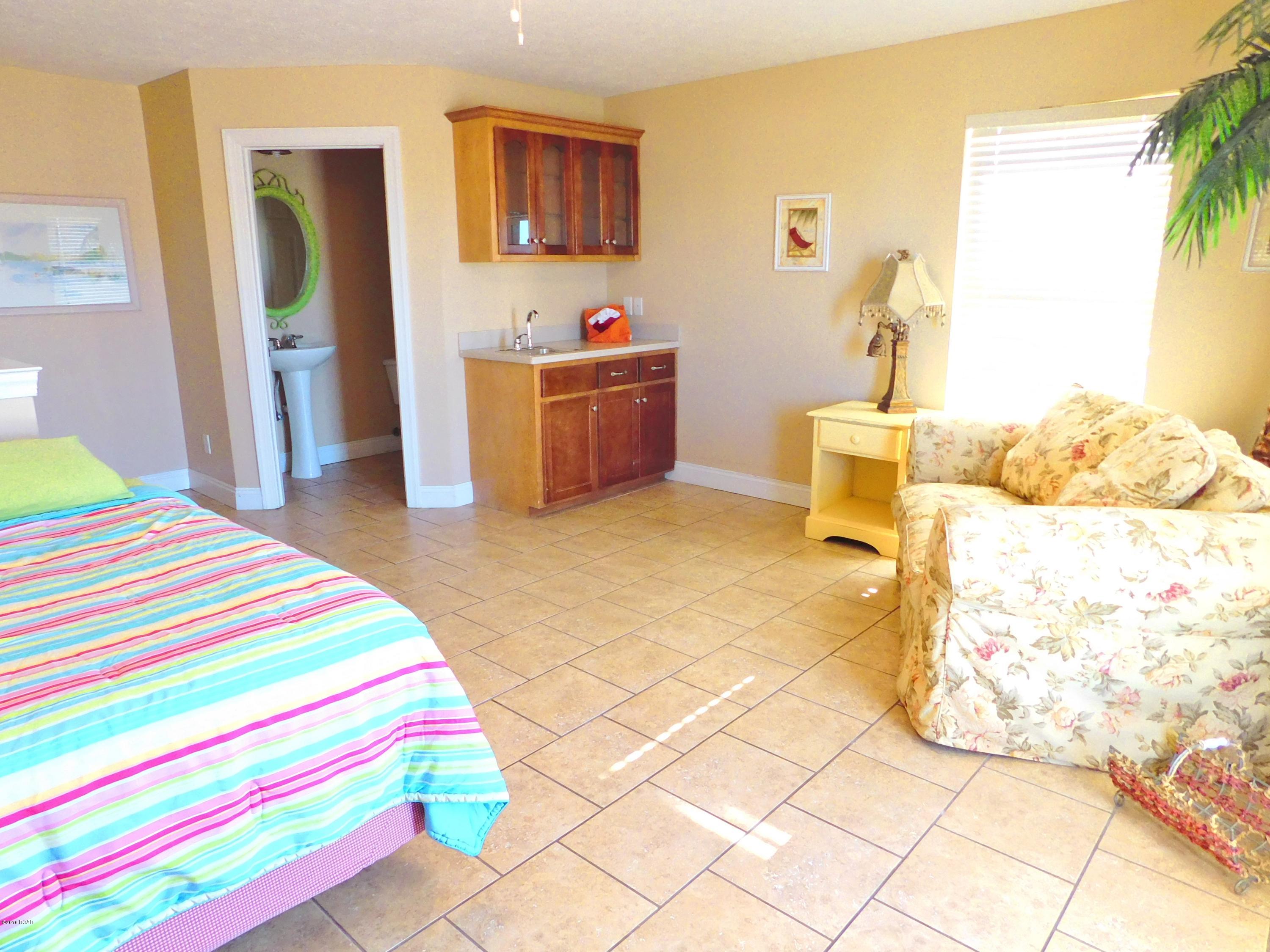 Gulf Lagoon Beach - Residential