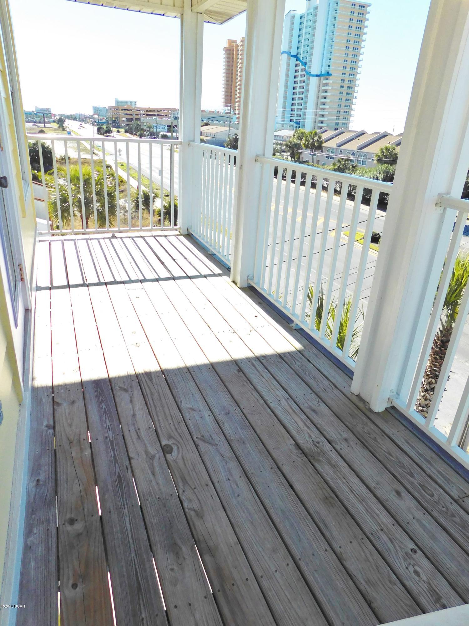 Gulf Lagoon Beach - Residential