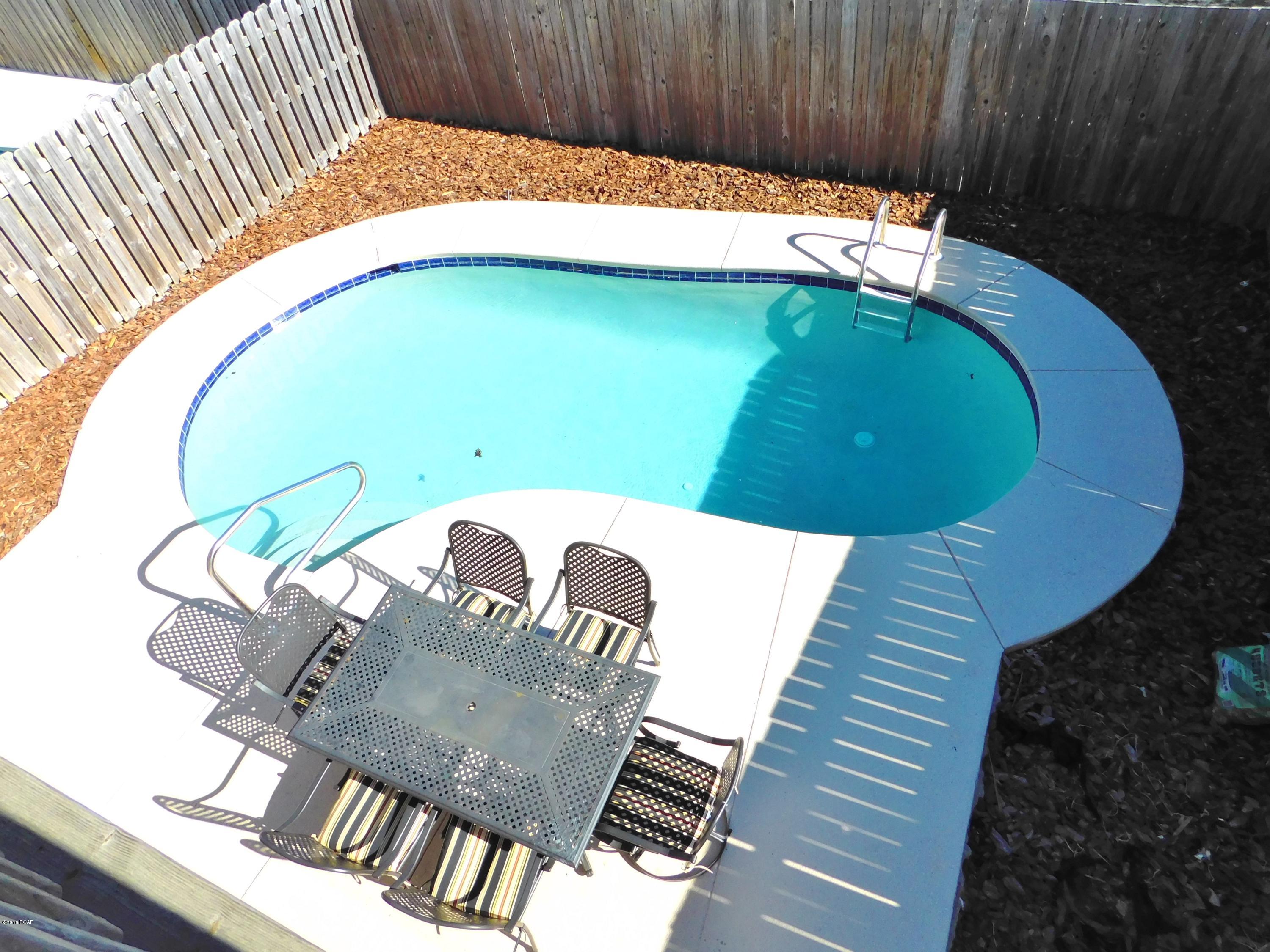 Gulf Lagoon Beach - Residential