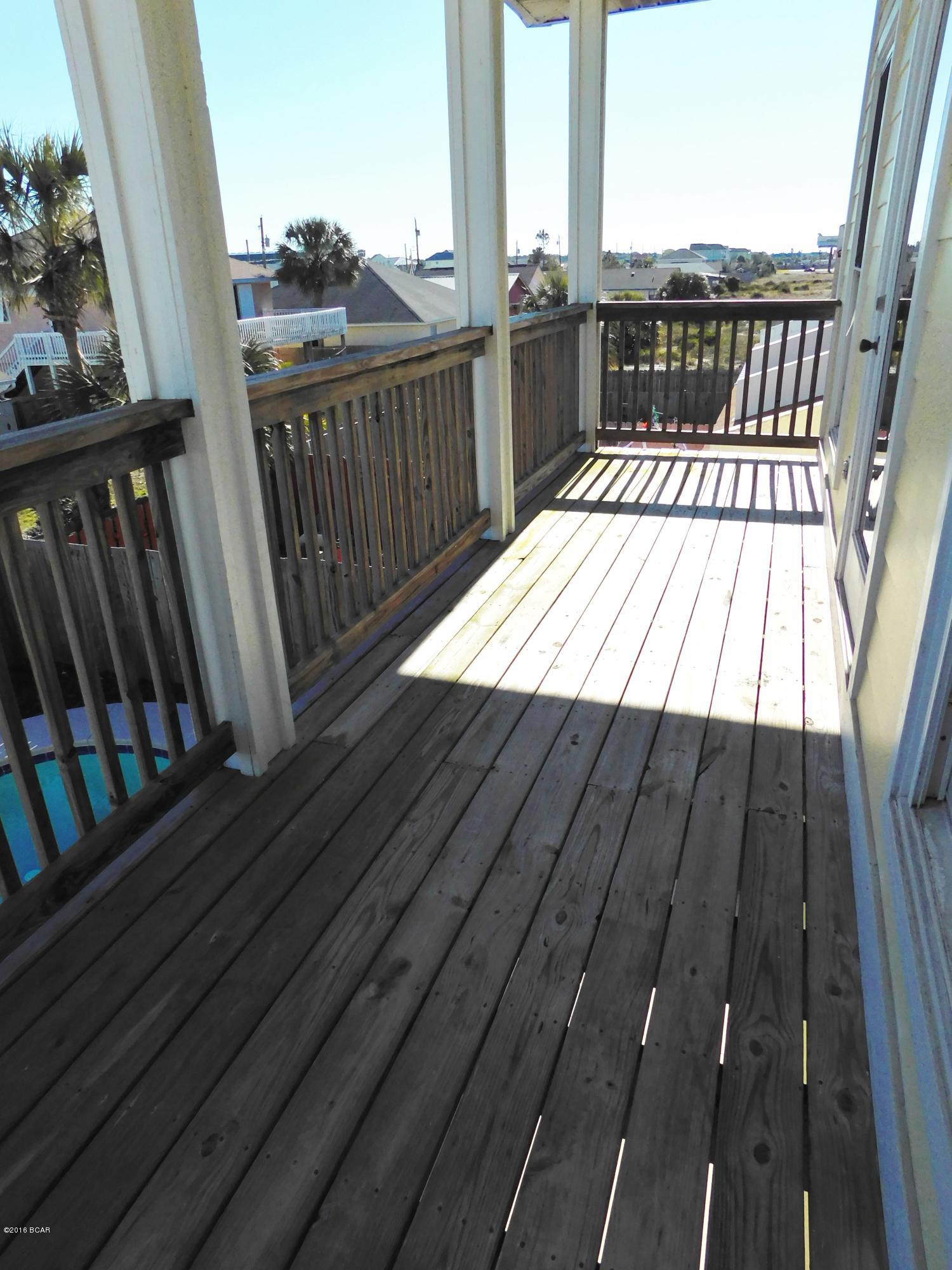 Gulf Lagoon Beach - Residential