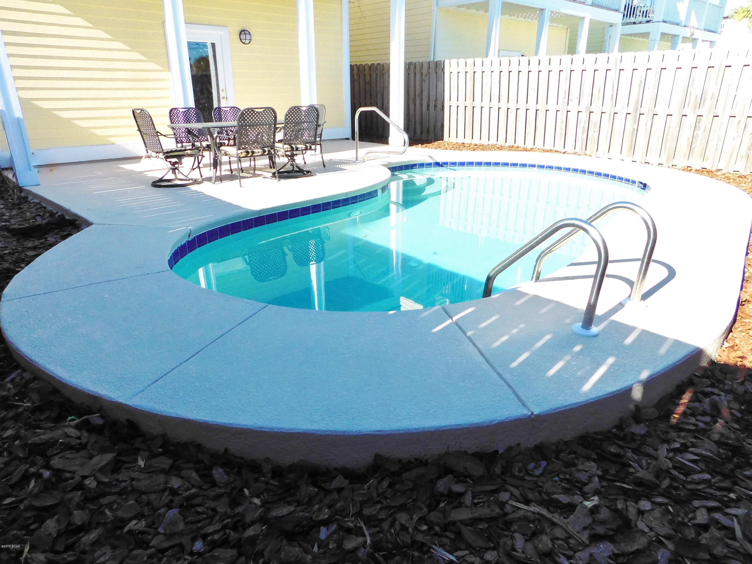 Gulf Lagoon Beach - Residential