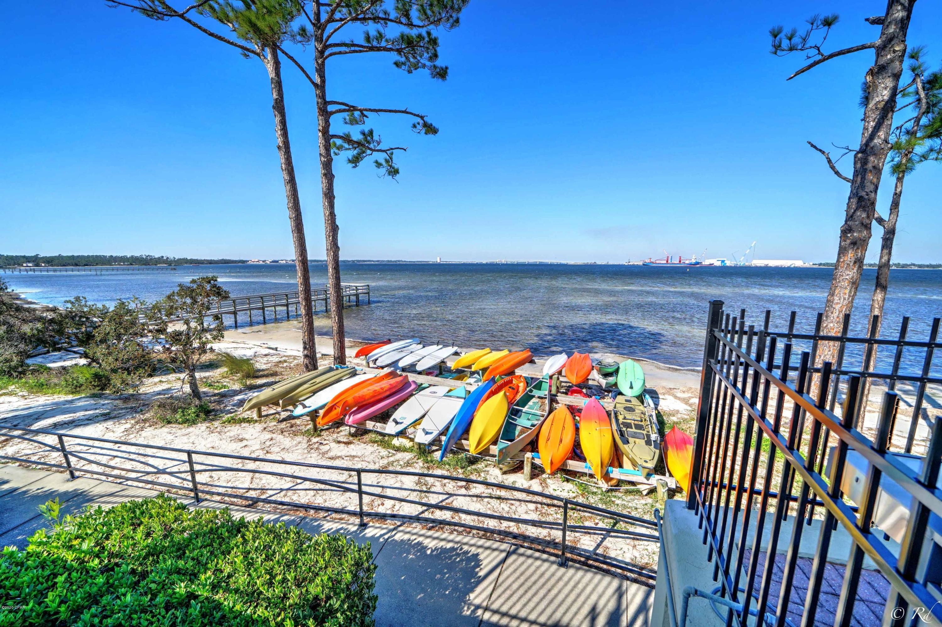 Magnolia Bay Club - Residential