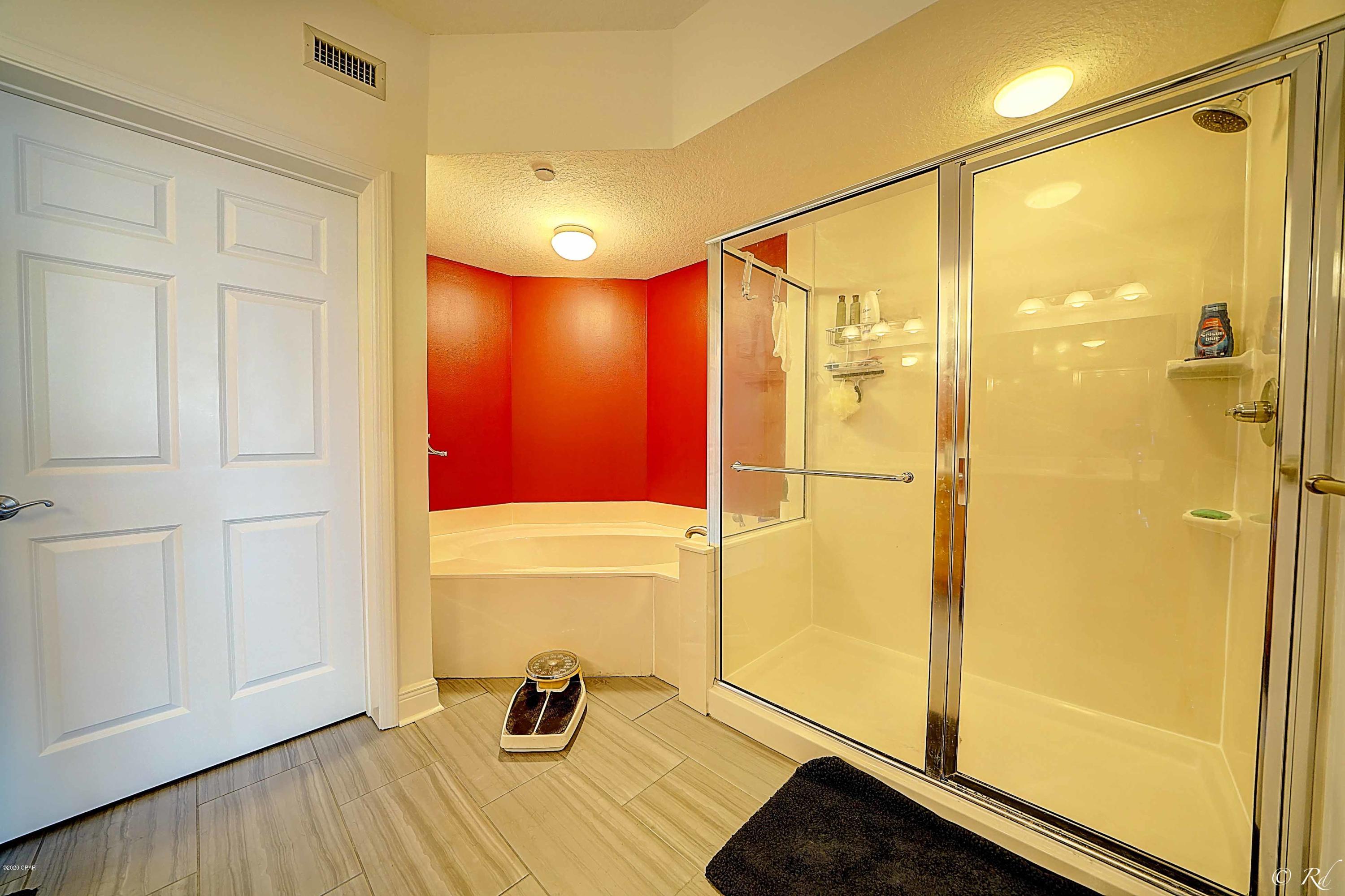 Magnolia Bay Club - Residential