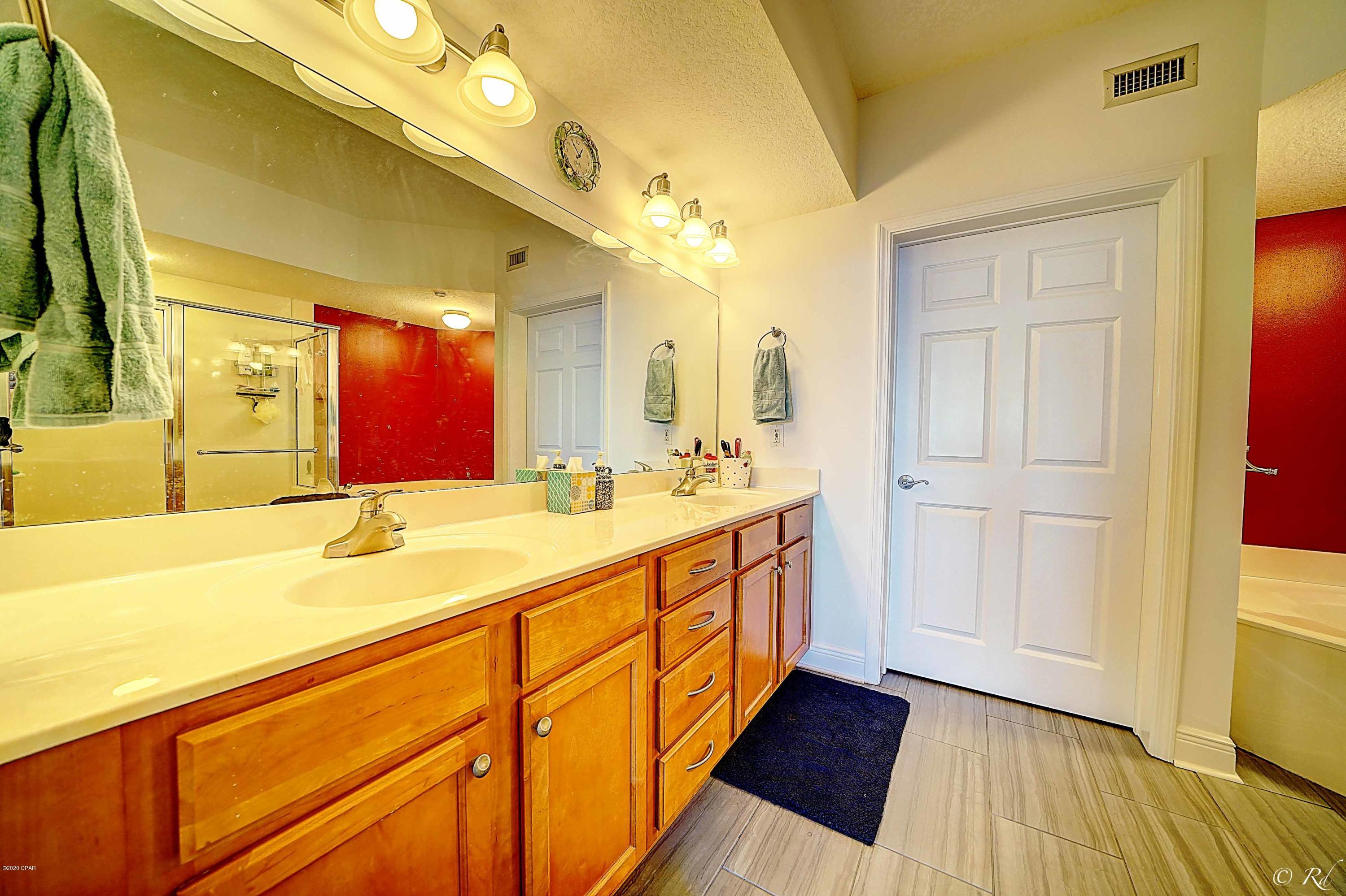 Magnolia Bay Club - Residential