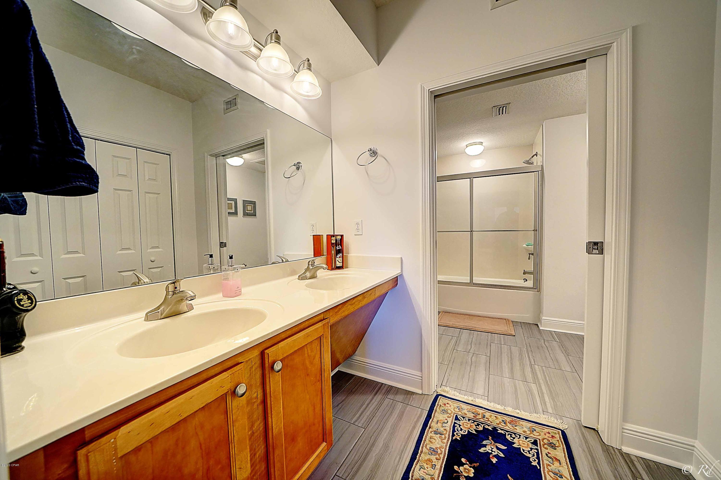 Magnolia Bay Club - Residential