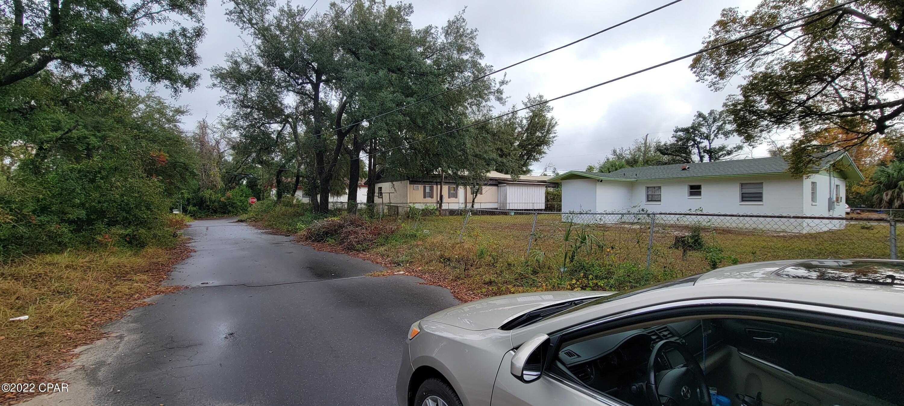 [No Recorded Subdiv] - Land