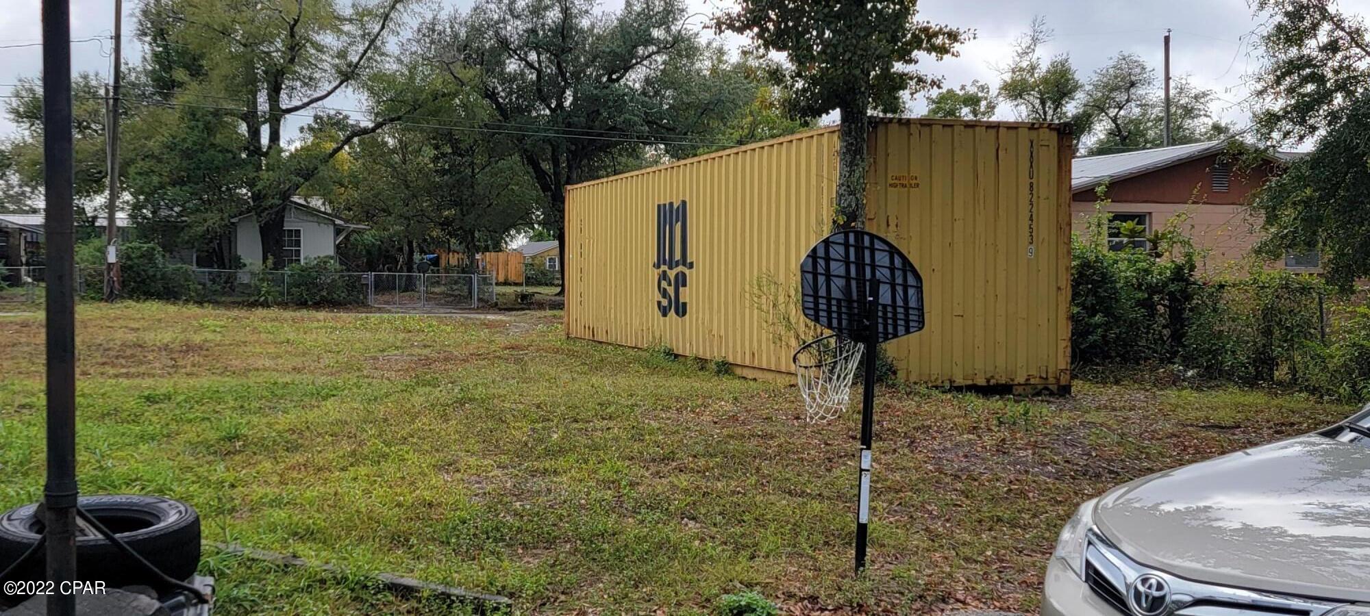 [No Recorded Subdiv] - Land