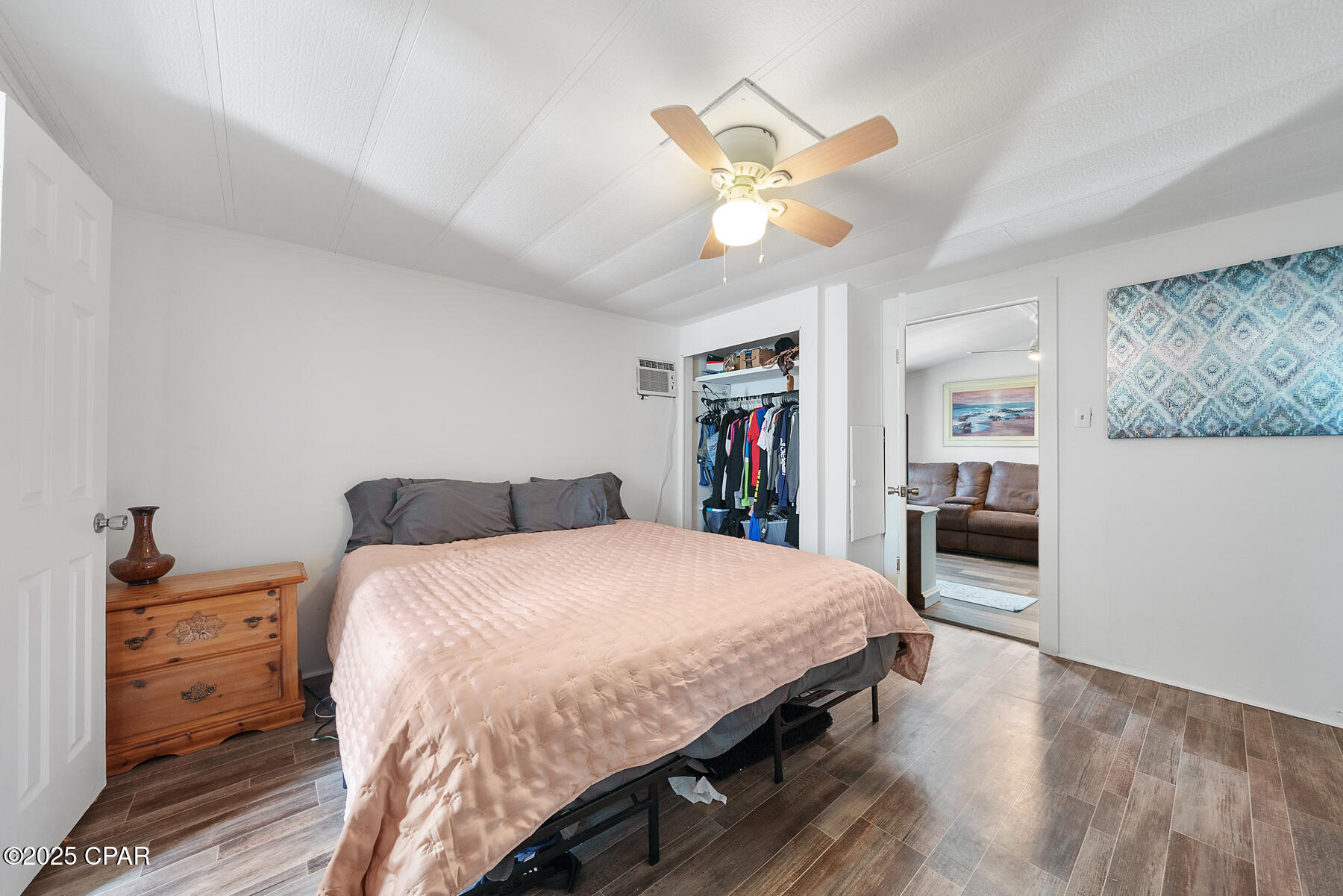 North Lagoon Oaks 7th Add - Residential