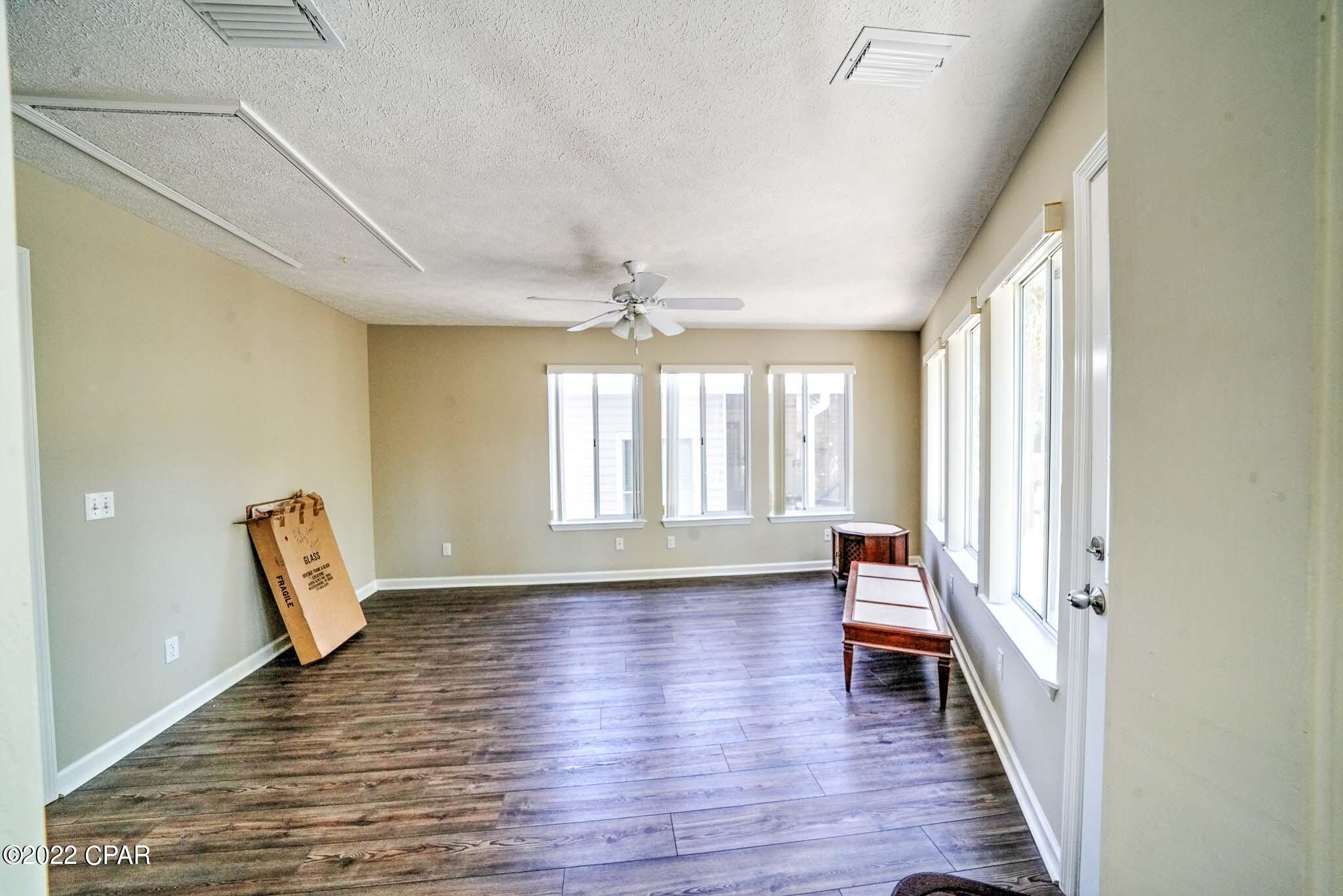 Venture Out Travel Trail - Residential