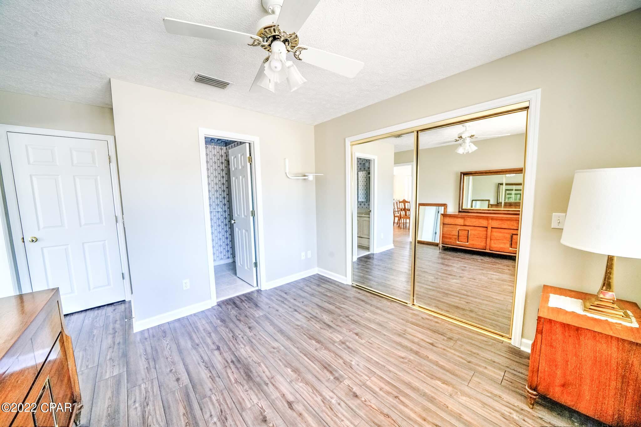 Venture Out Travel Trail - Residential