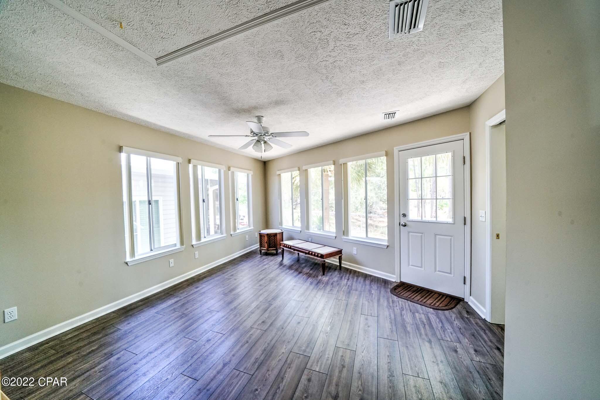 Venture Out Travel Trail - Residential