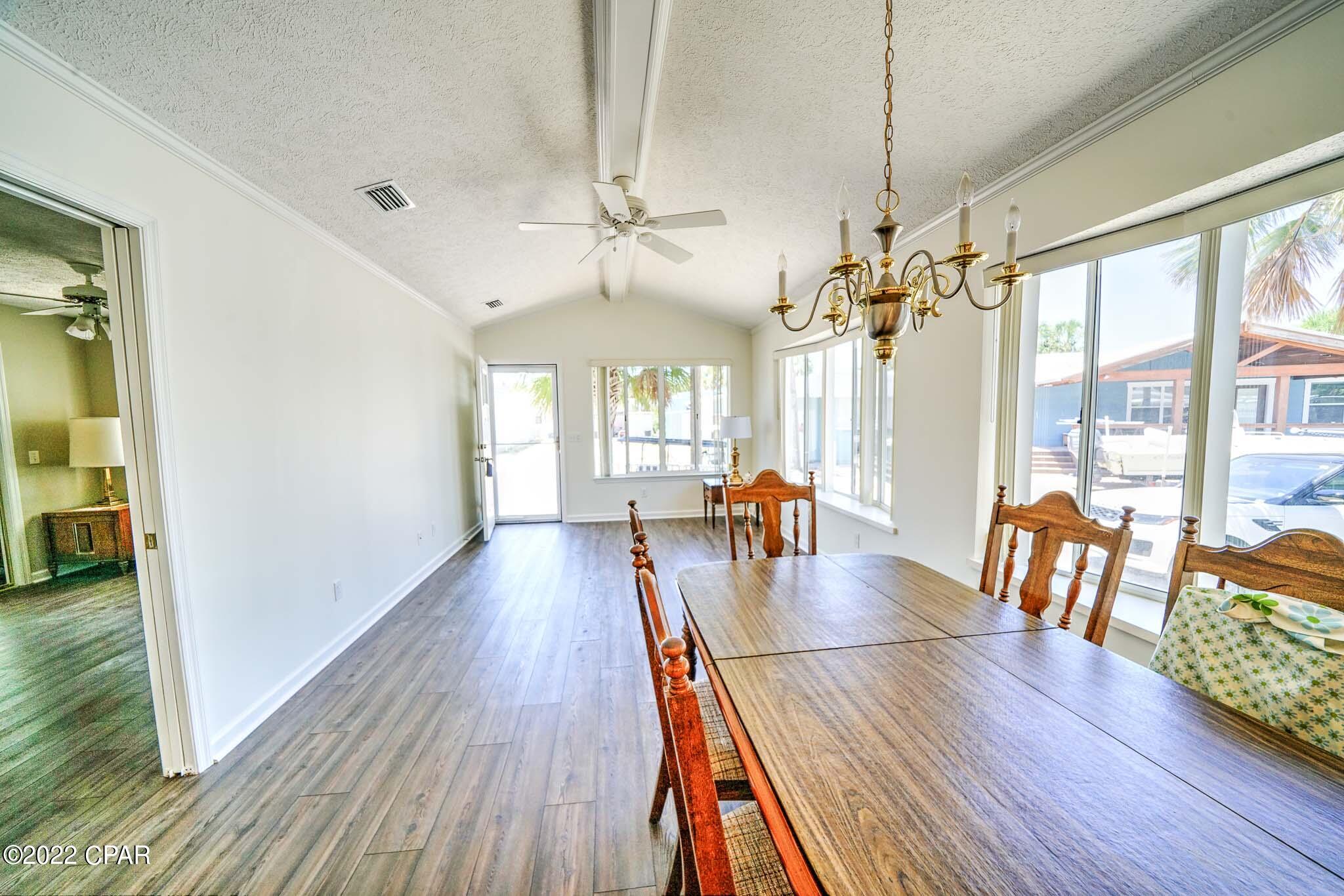 Venture Out Travel Trail - Residential