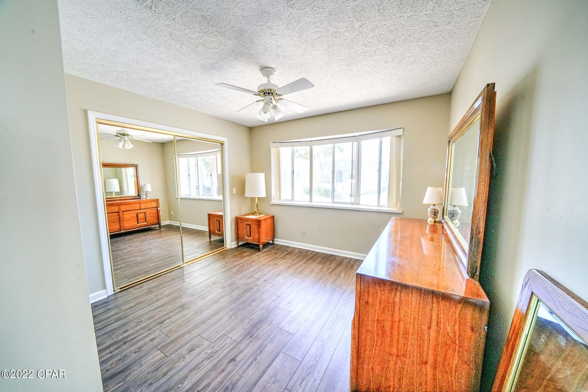 Venture Out Travel Trail - Residential