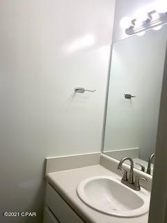 Venetian Villa 3rd Add - Residential Lease