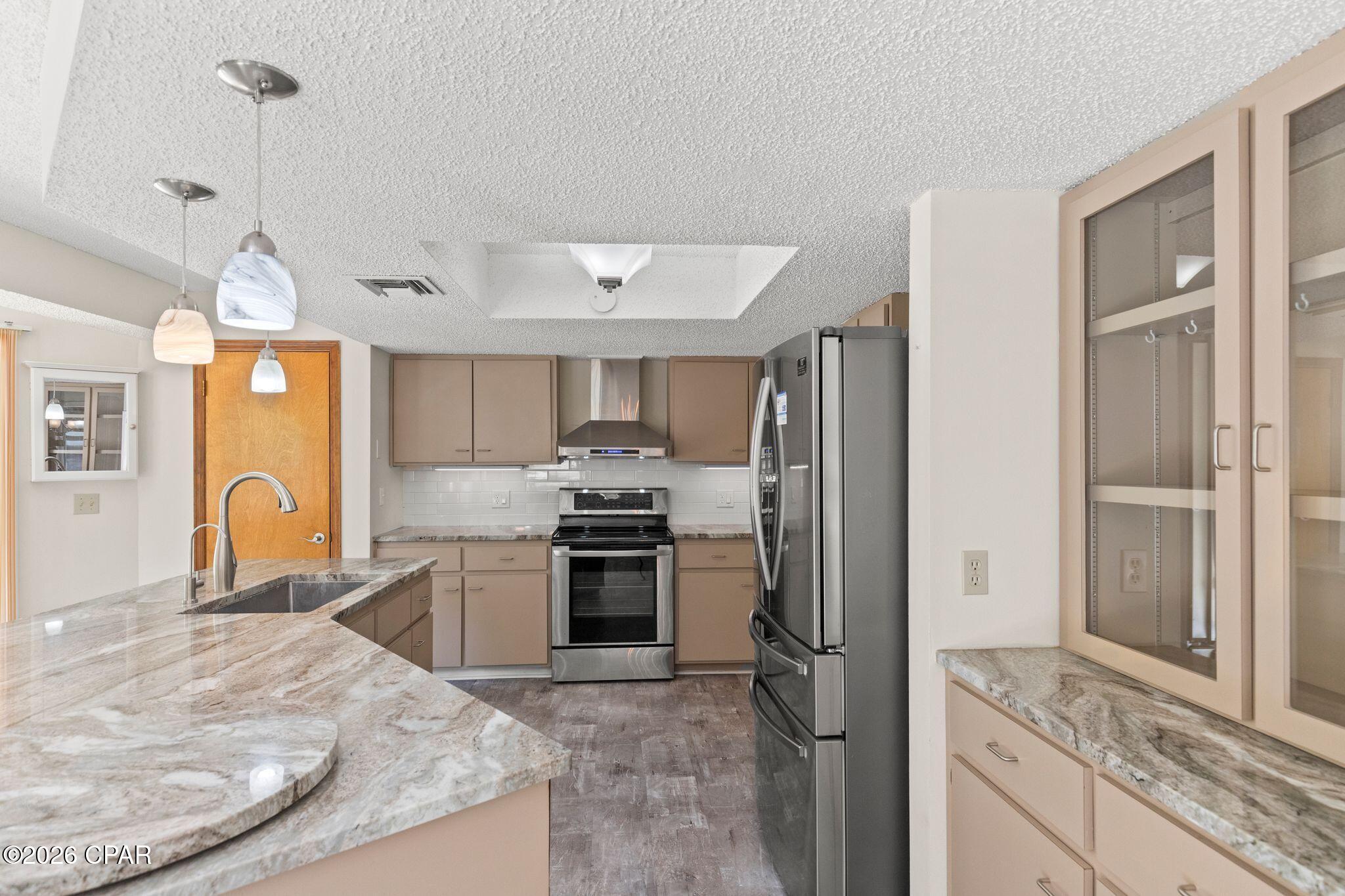 Sunny Hills - Residential