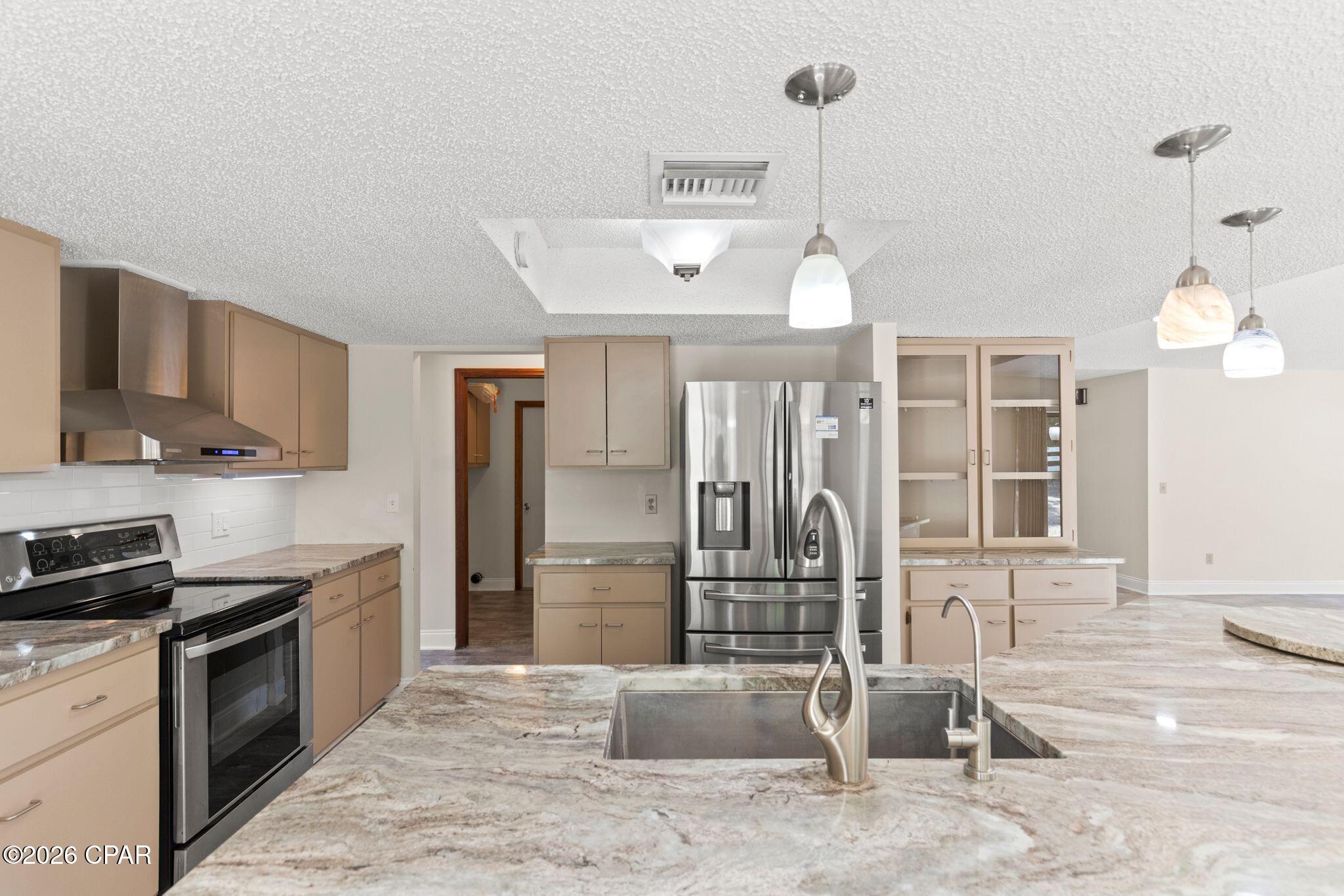 Sunny Hills - Residential