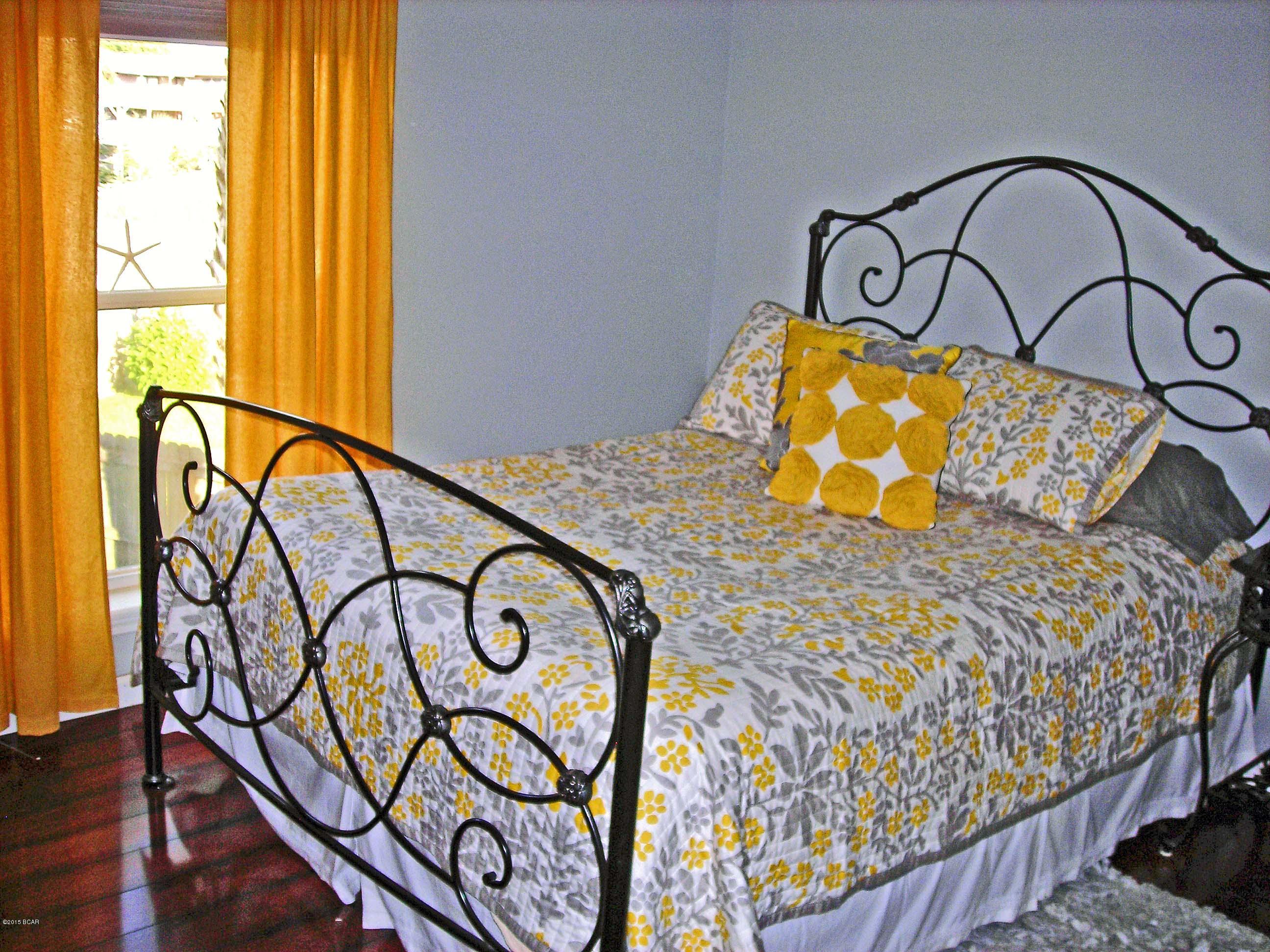 Laguna Beach 7th Add - Residential