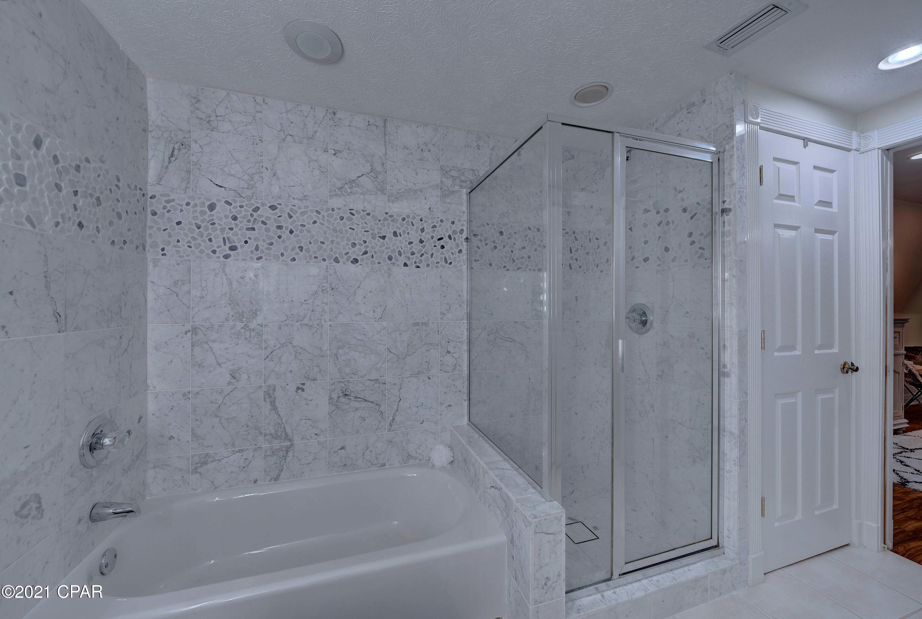 Bay Point Harbour Villas - Residential