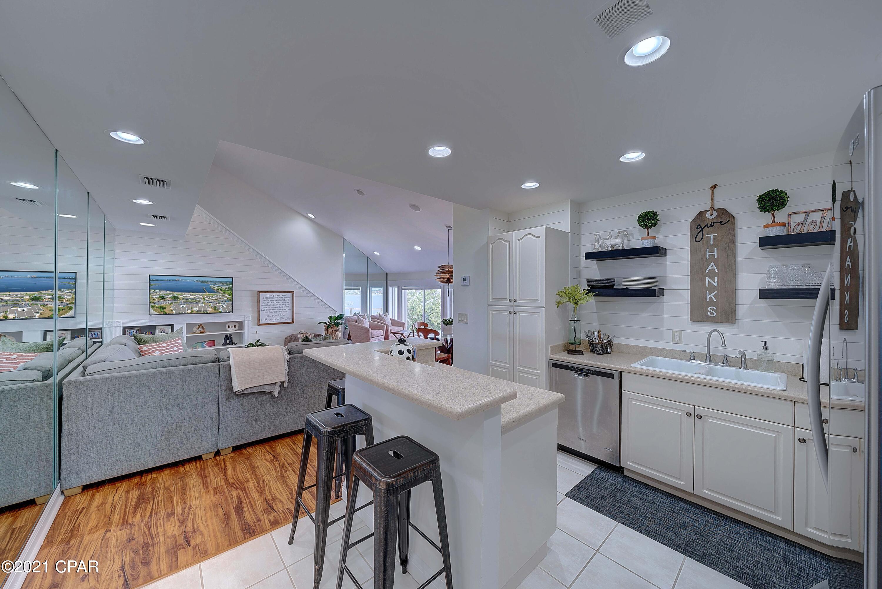 Bay Point Harbour Villas - Residential