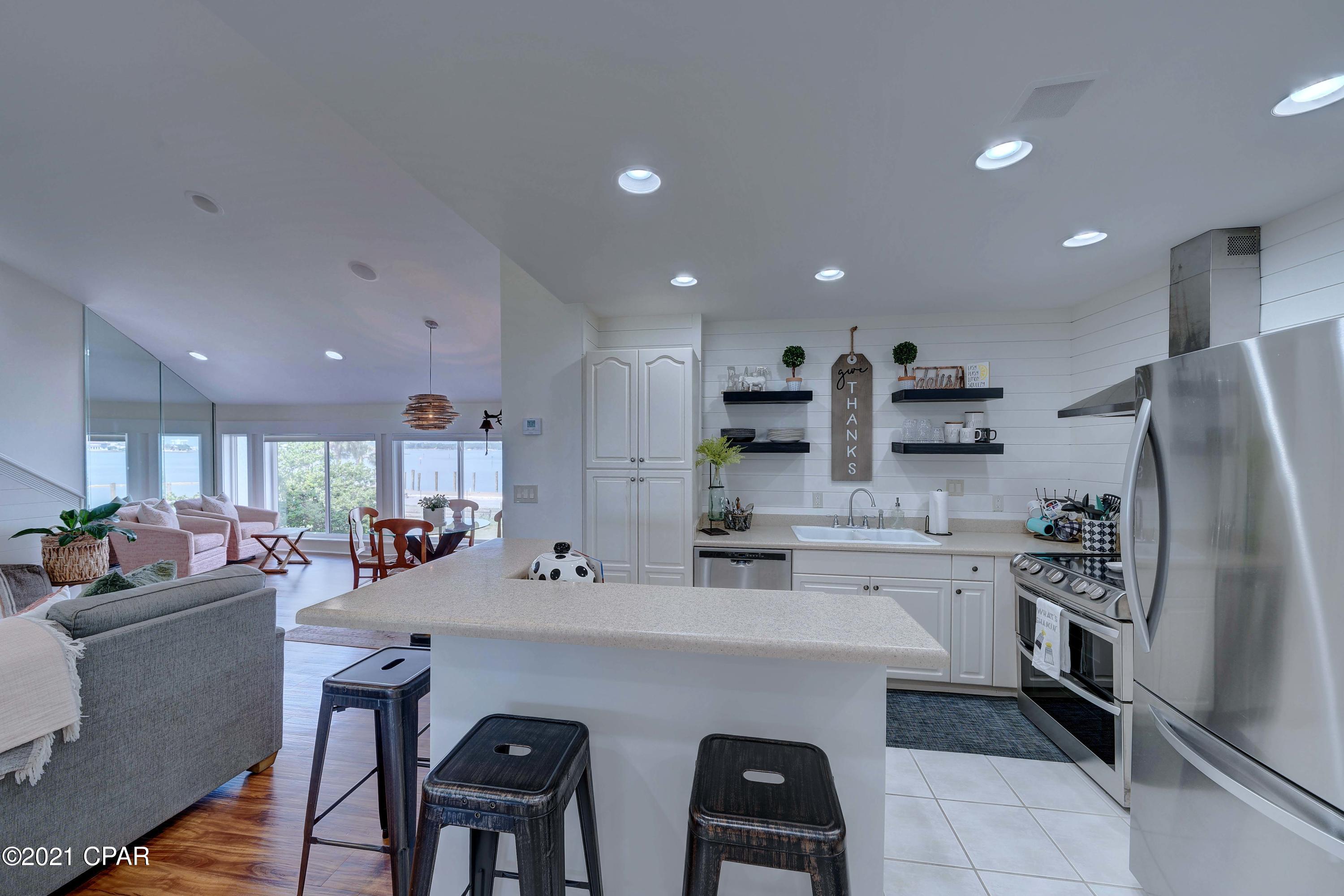 Bay Point Harbour Villas - Residential