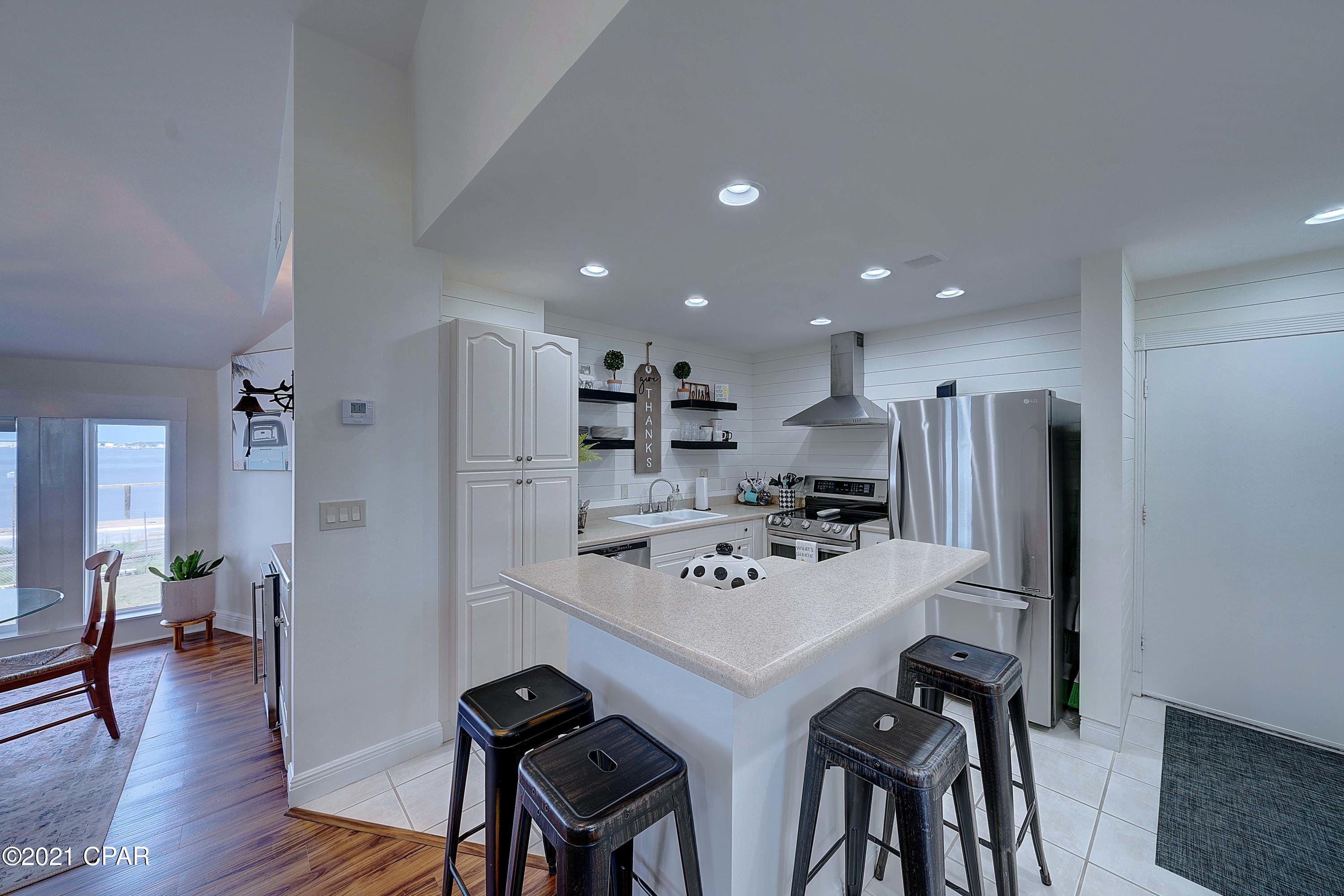 Bay Point Harbour Villas - Residential