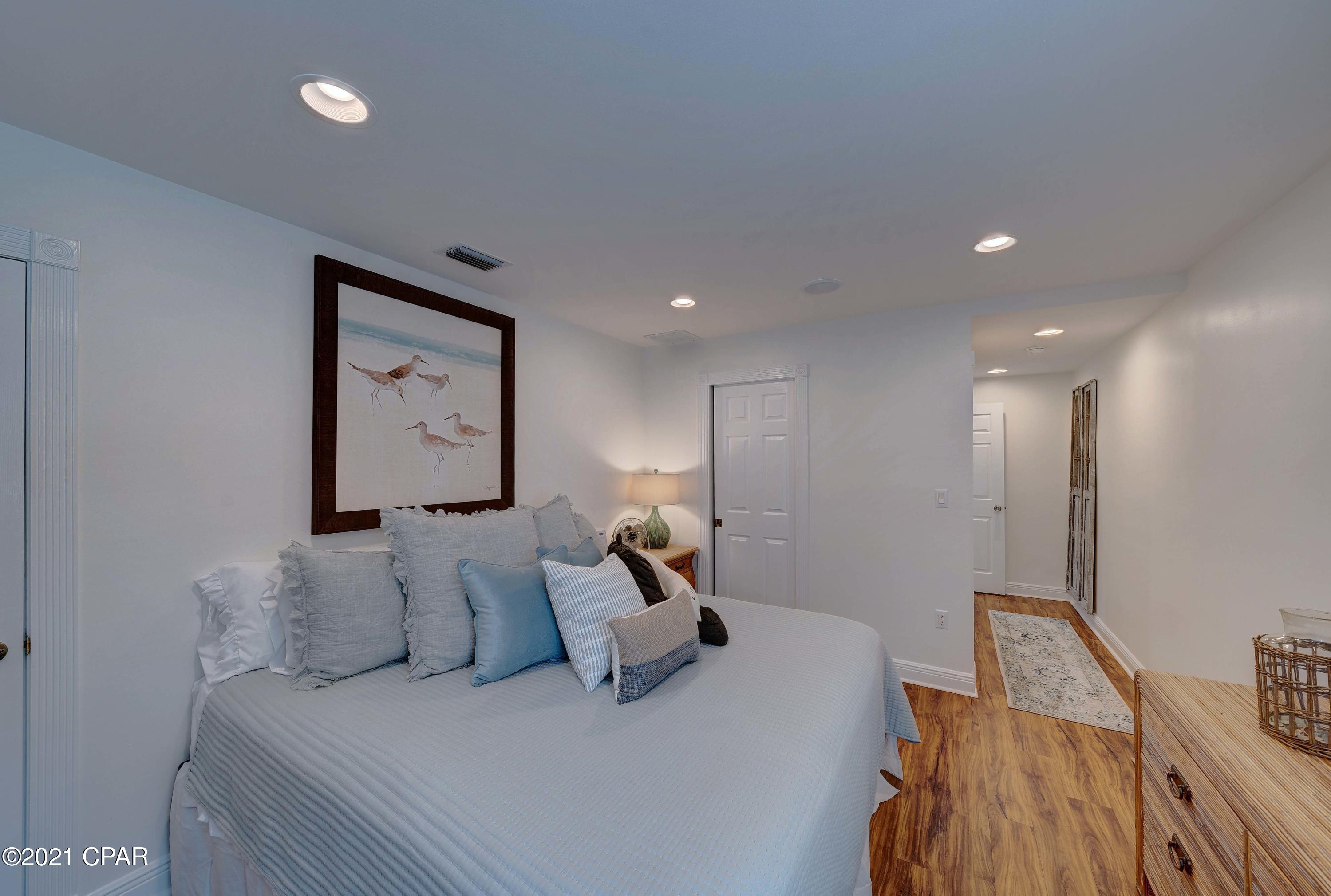 Bay Point Harbour Villas - Residential