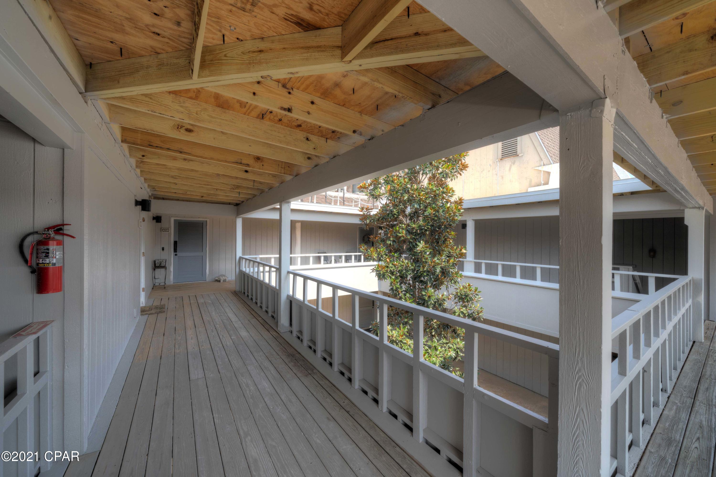 Bay Point Harbour Villas - Residential