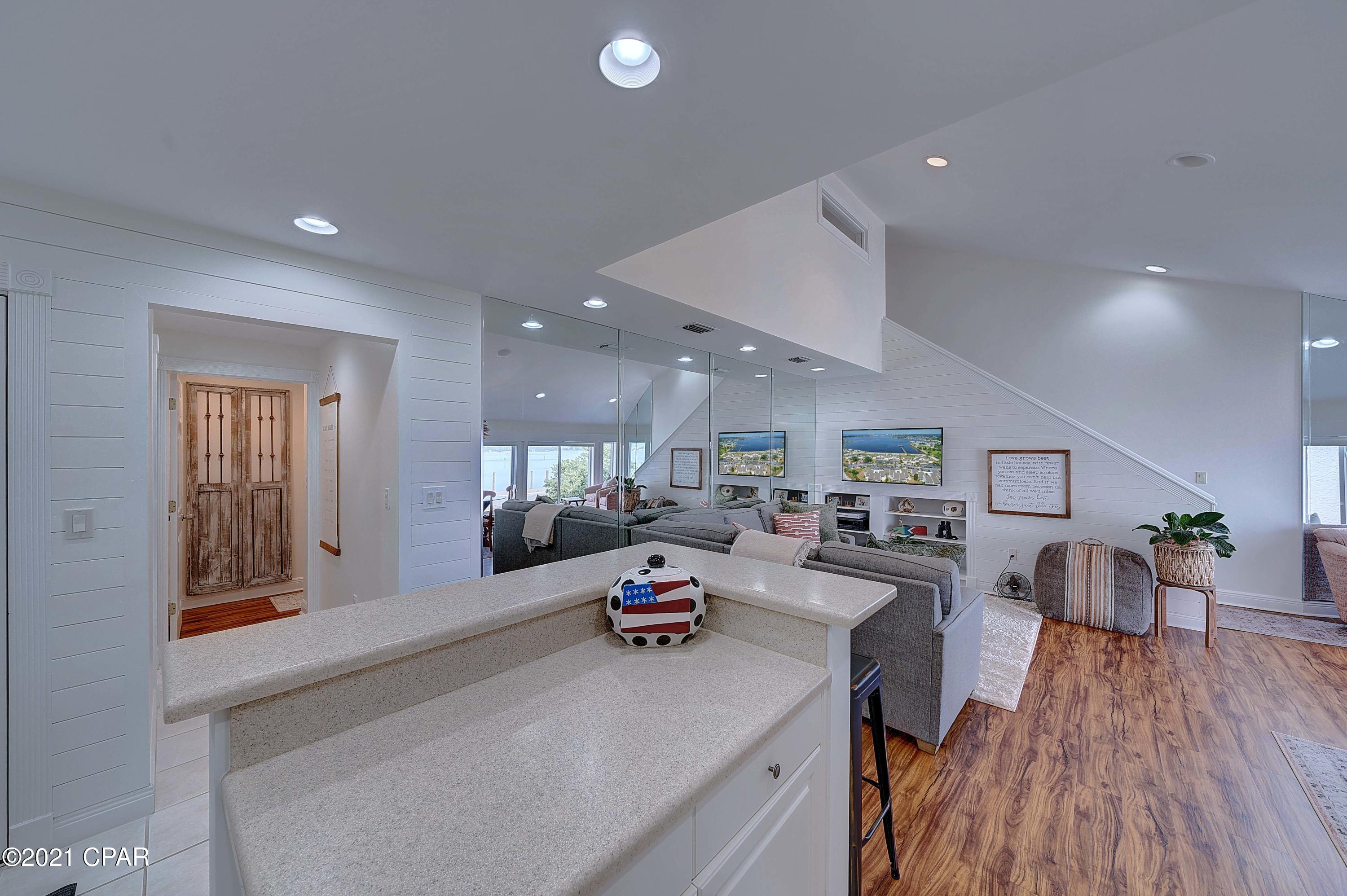 Bay Point Harbour Villas - Residential