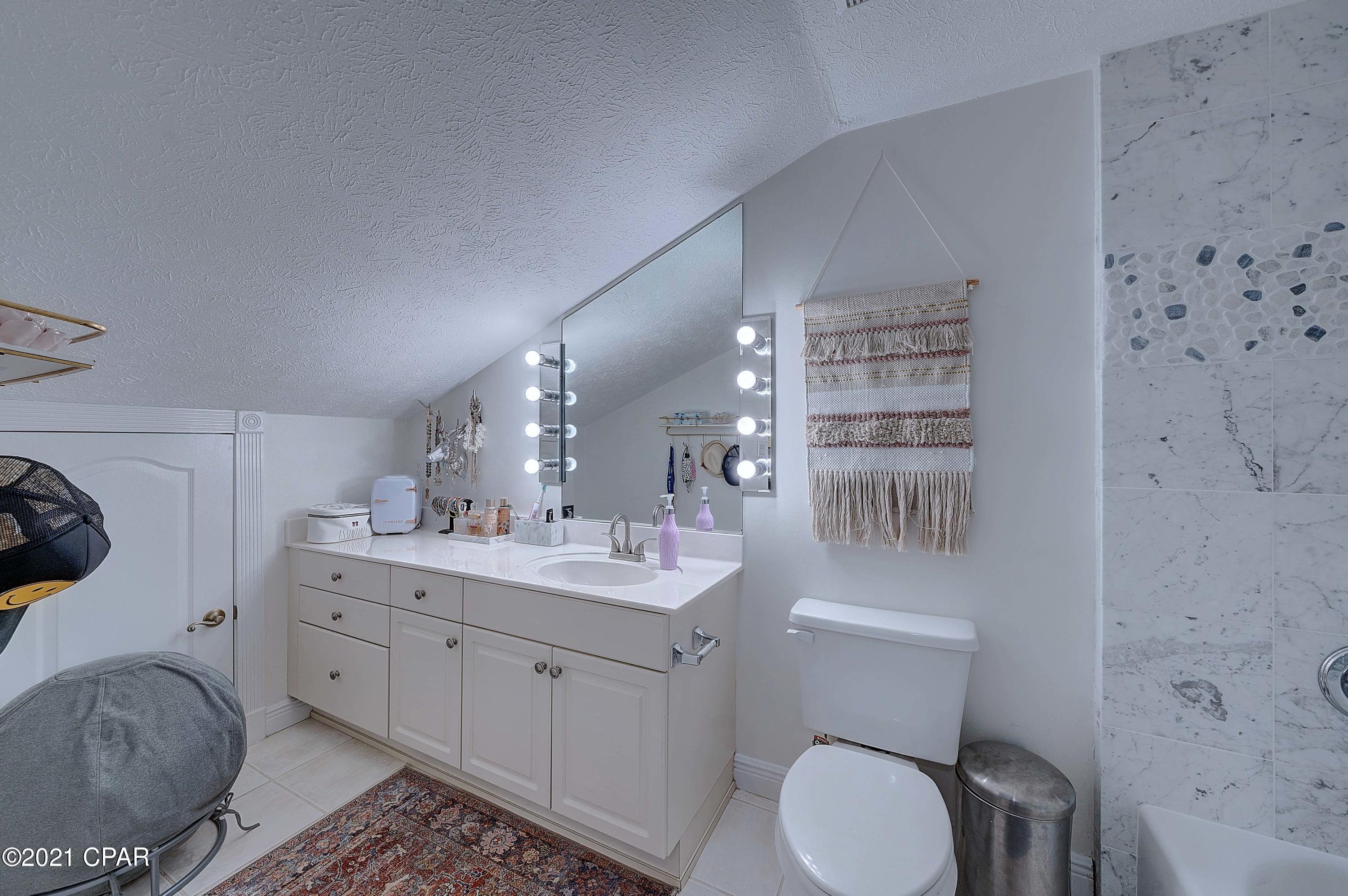 Bay Point Harbour Villas - Residential