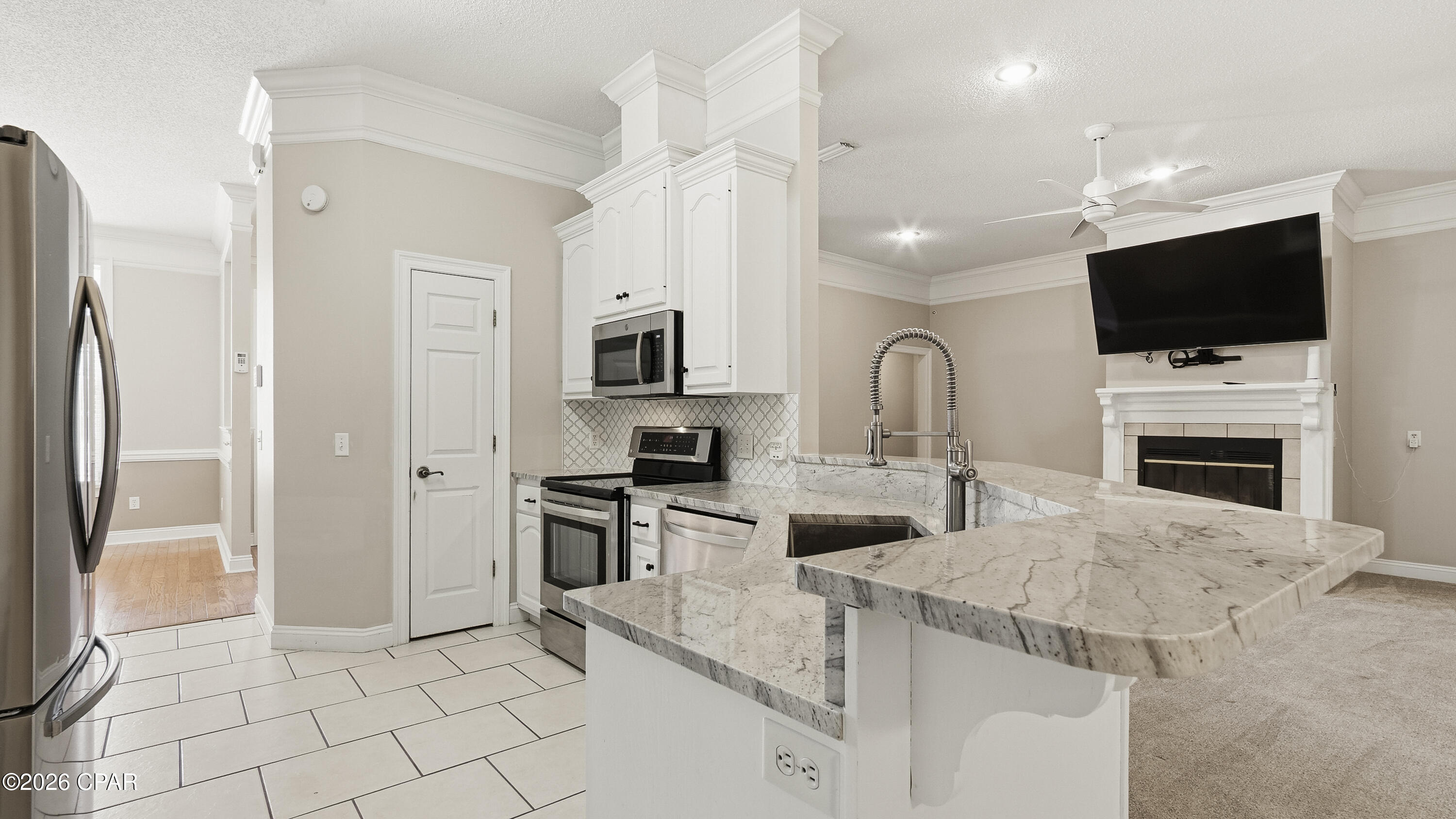 Colony Club Hrbr Ph 3 - Residential