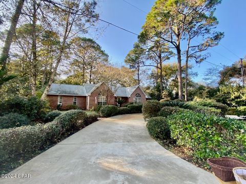 A home in Apalachicola