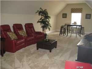 Lake Merial - Residential