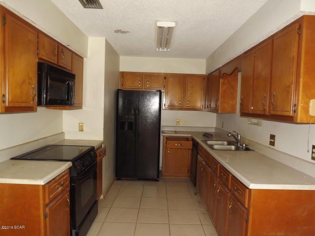 Boat Race Estates - Residential