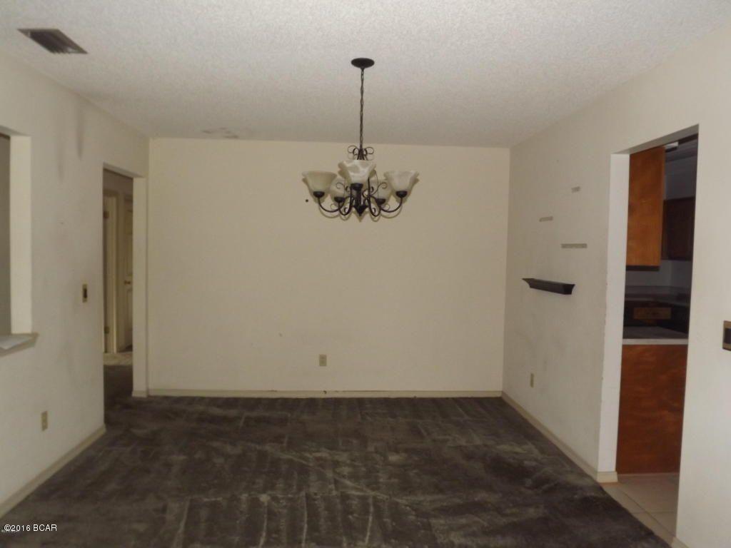 Boat Race Estates - Residential