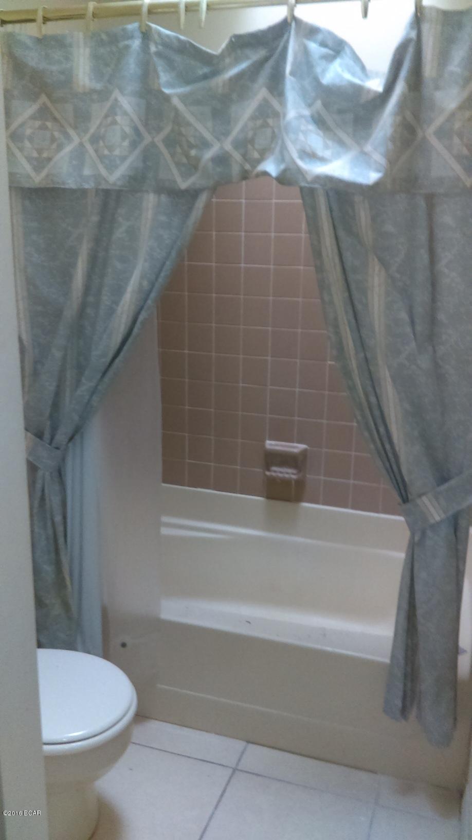 Boat Race Estates - Residential