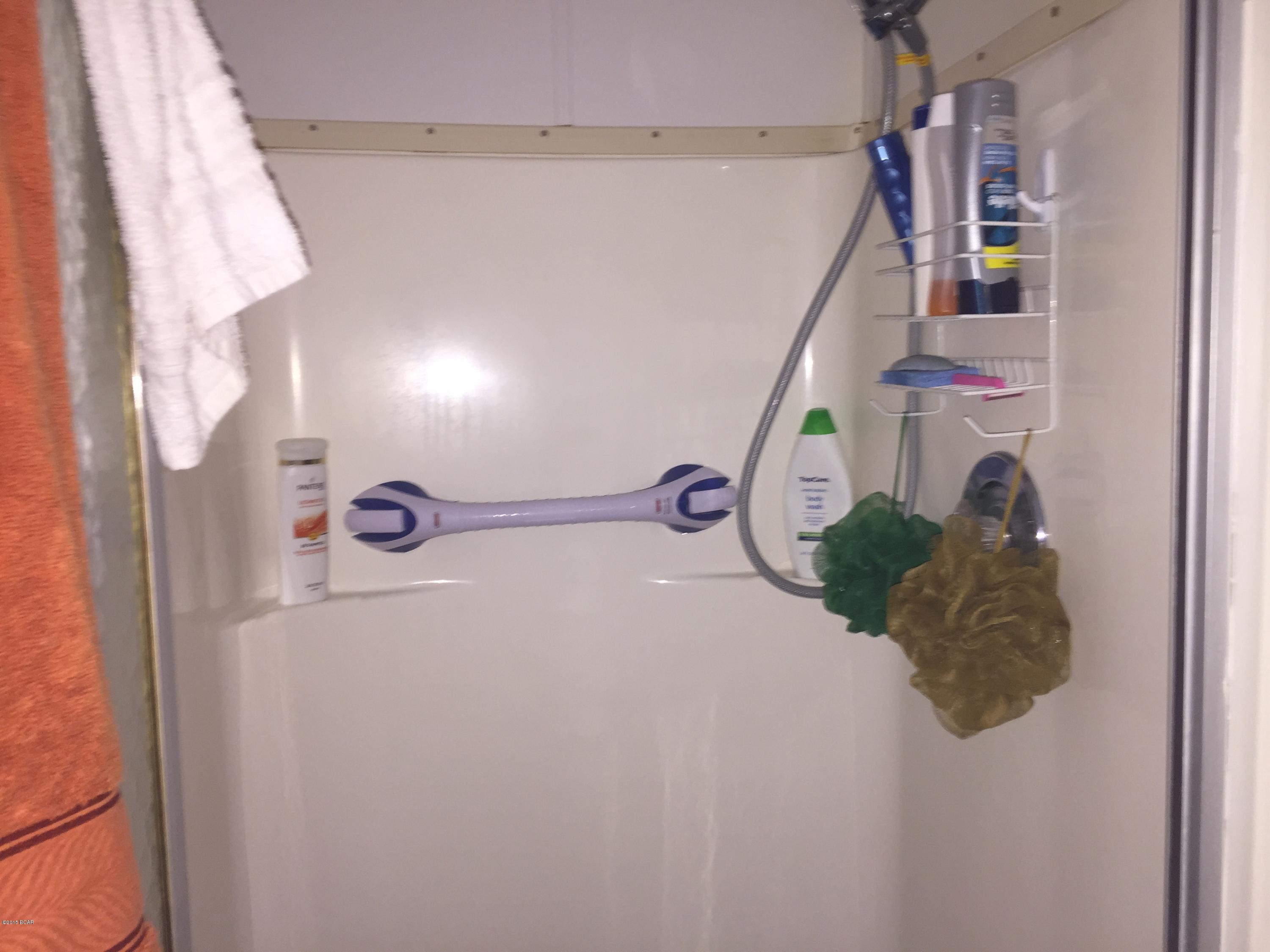 North Lagoon Oaks - Residential