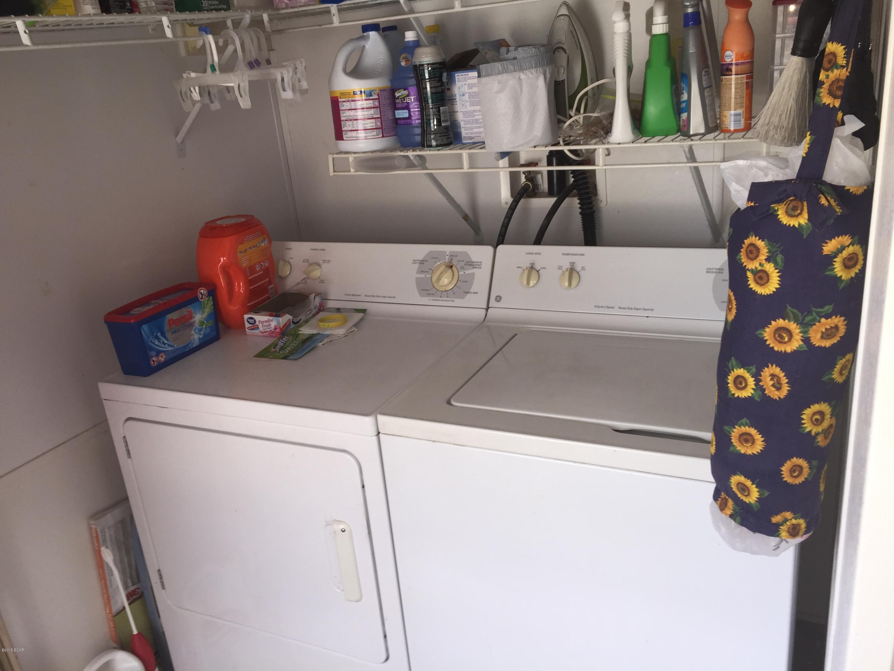 North Lagoon Oaks - Residential