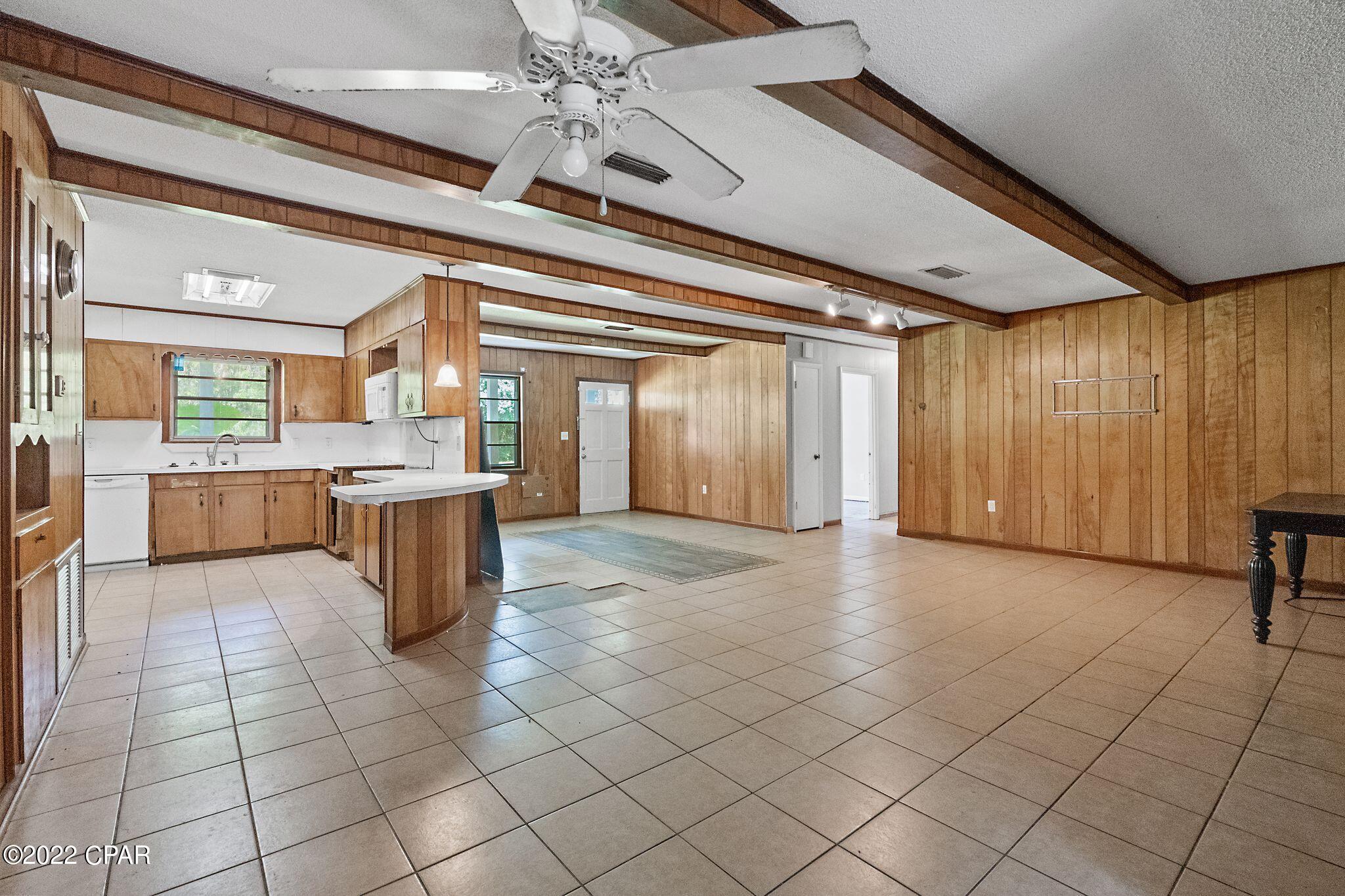 [No Recorded Subdiv] - Commercial Sale