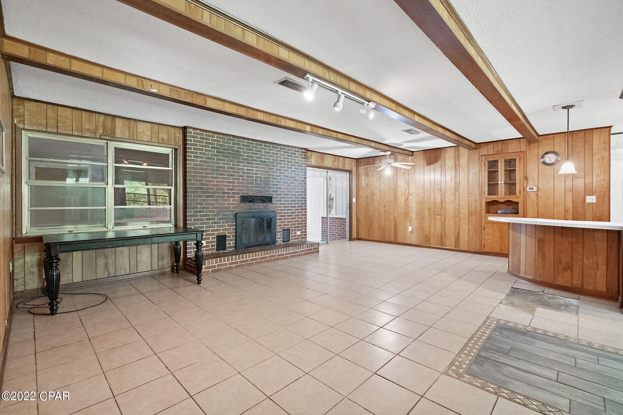 [No Recorded Subdiv] - Commercial Sale