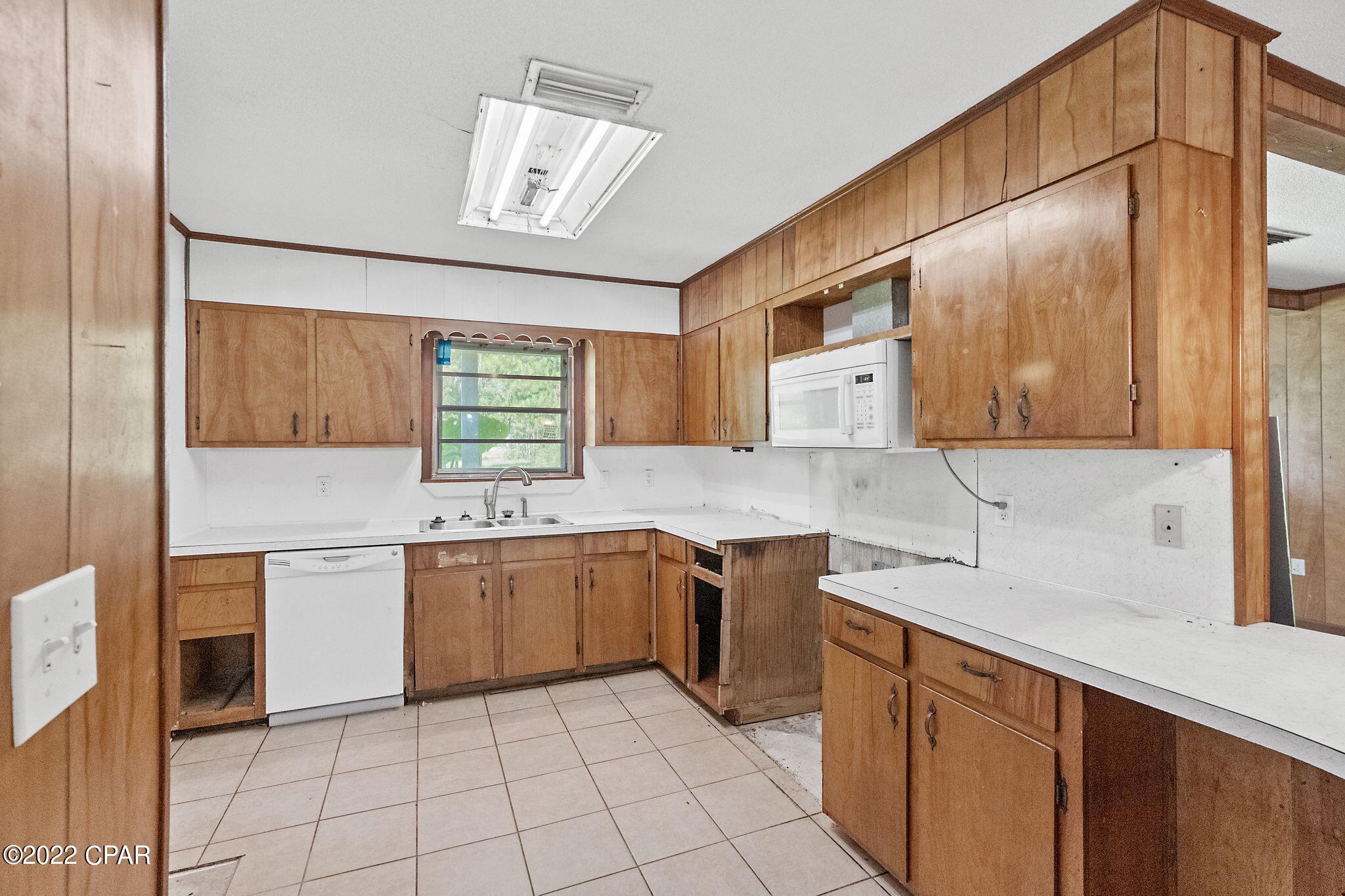 [No Recorded Subdiv] - Commercial Sale