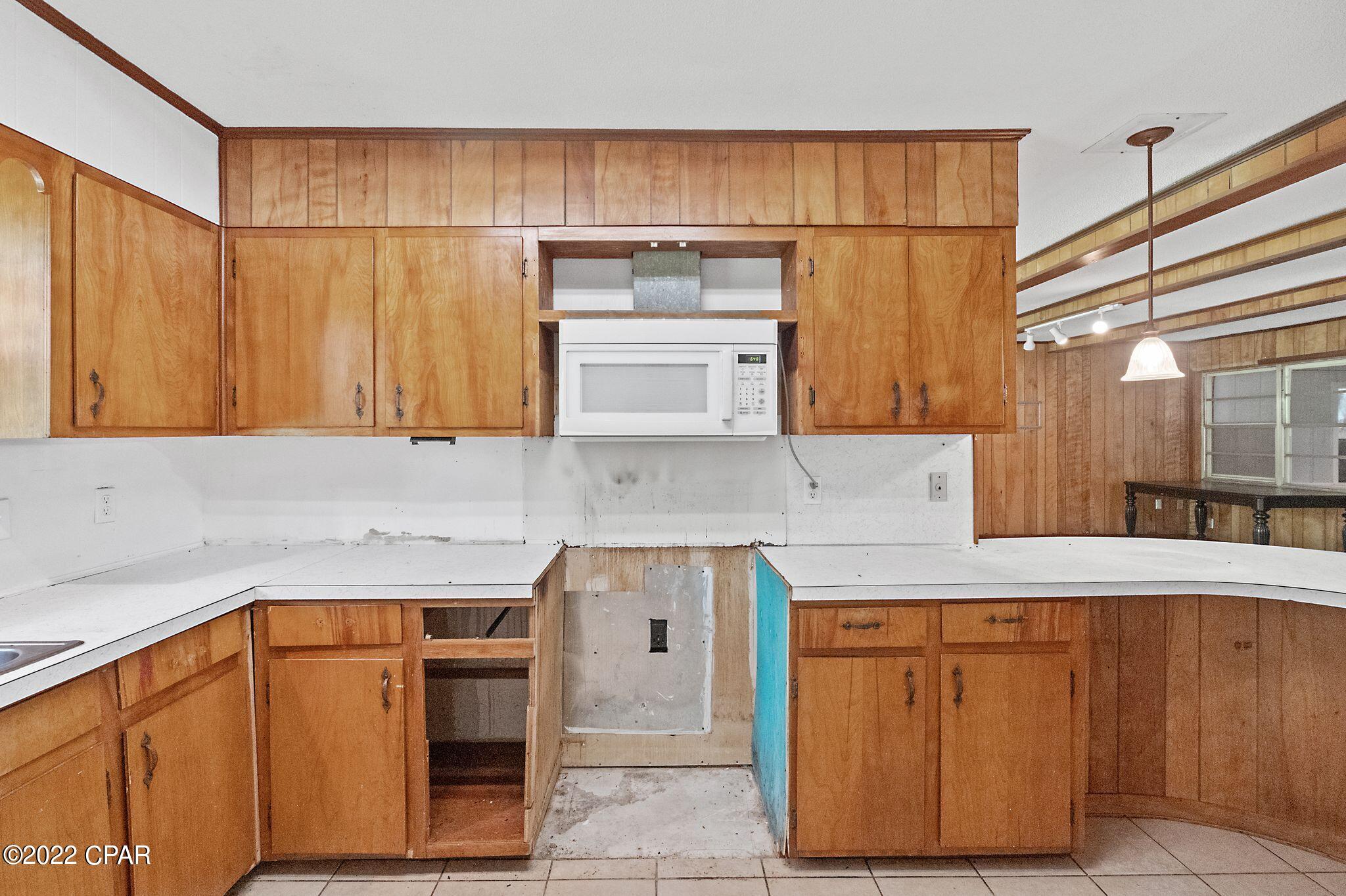 [No Recorded Subdiv] - Commercial Sale