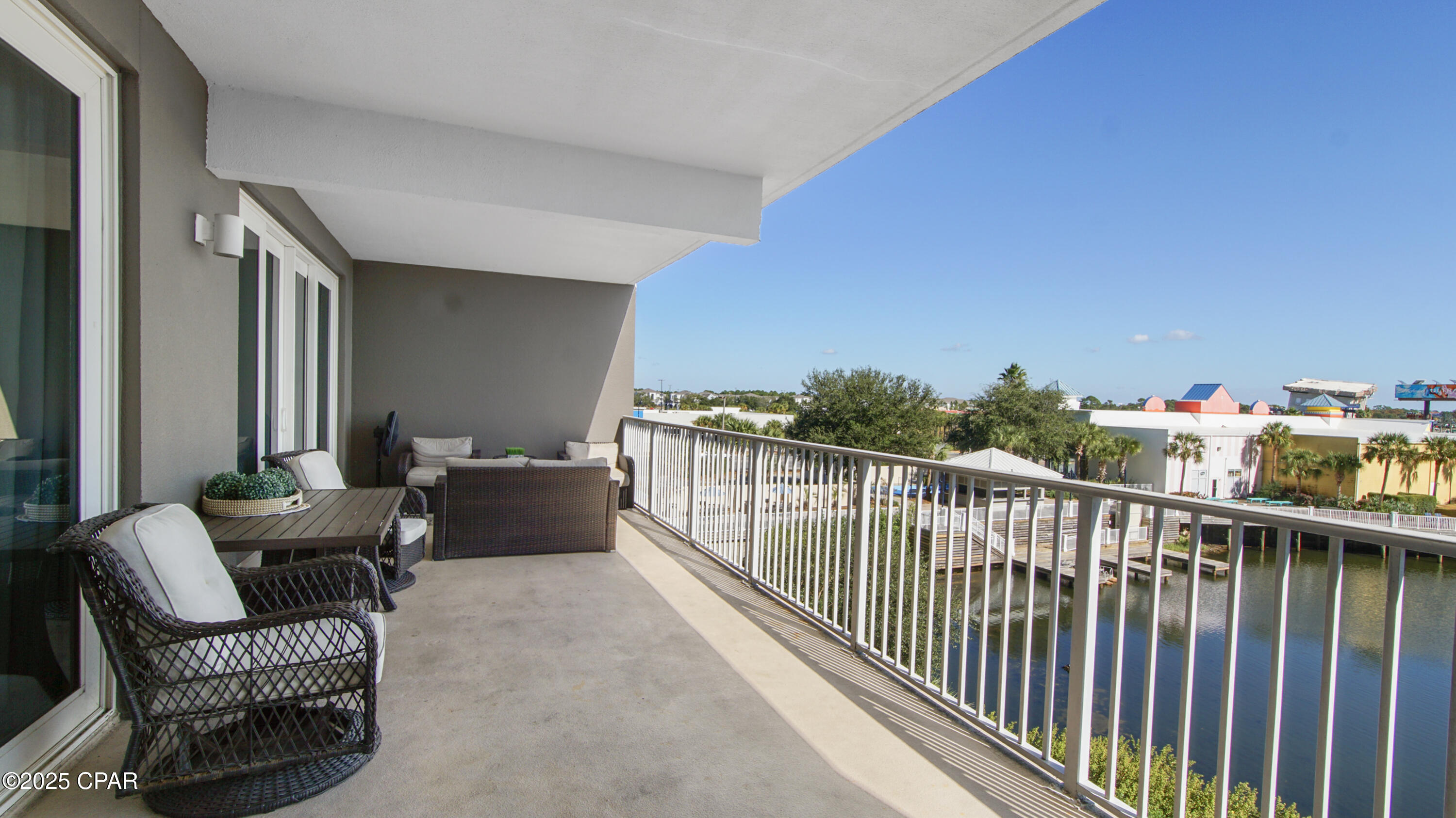 Laketown Wharf - Residential