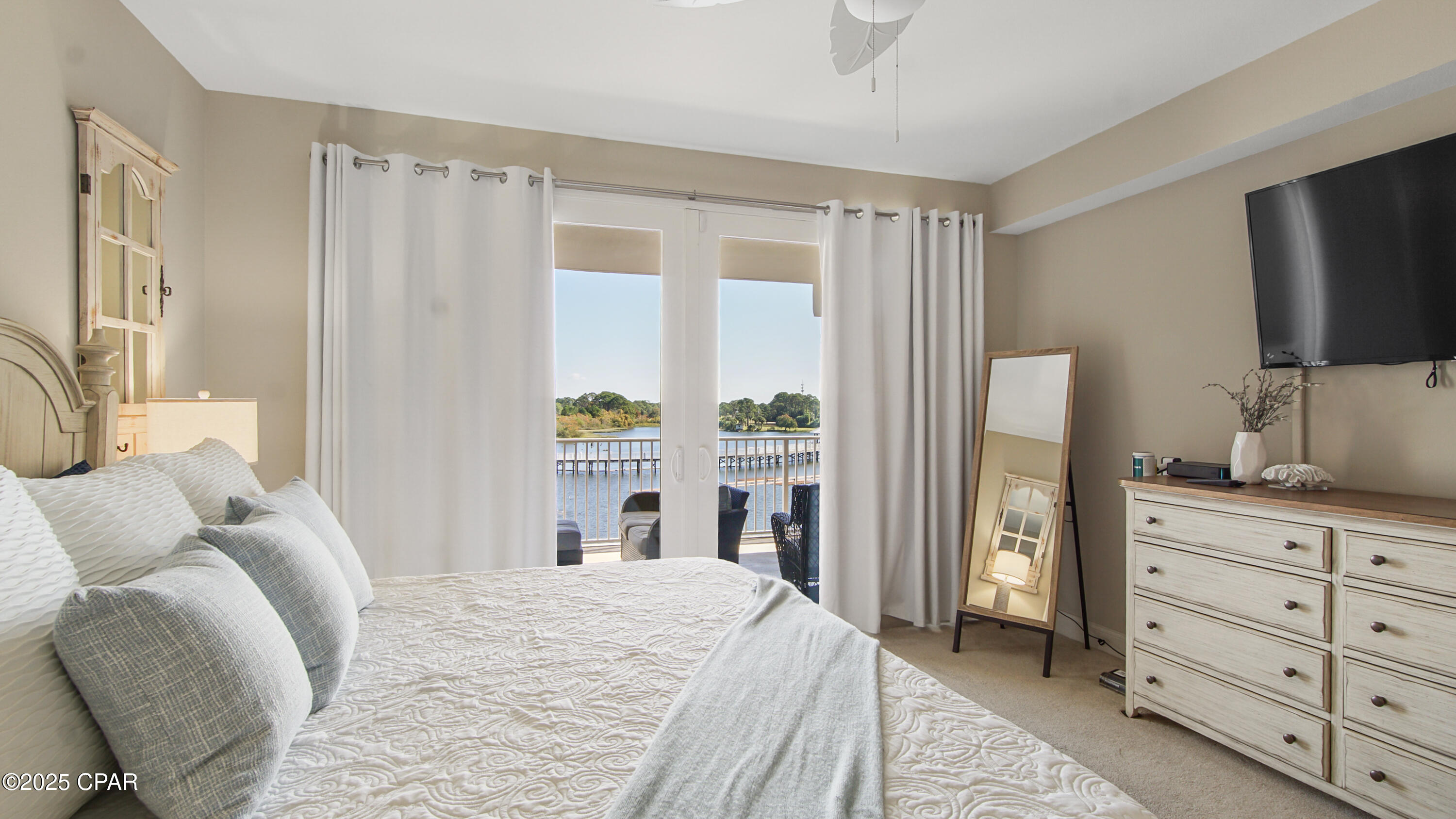 Laketown Wharf - Residential