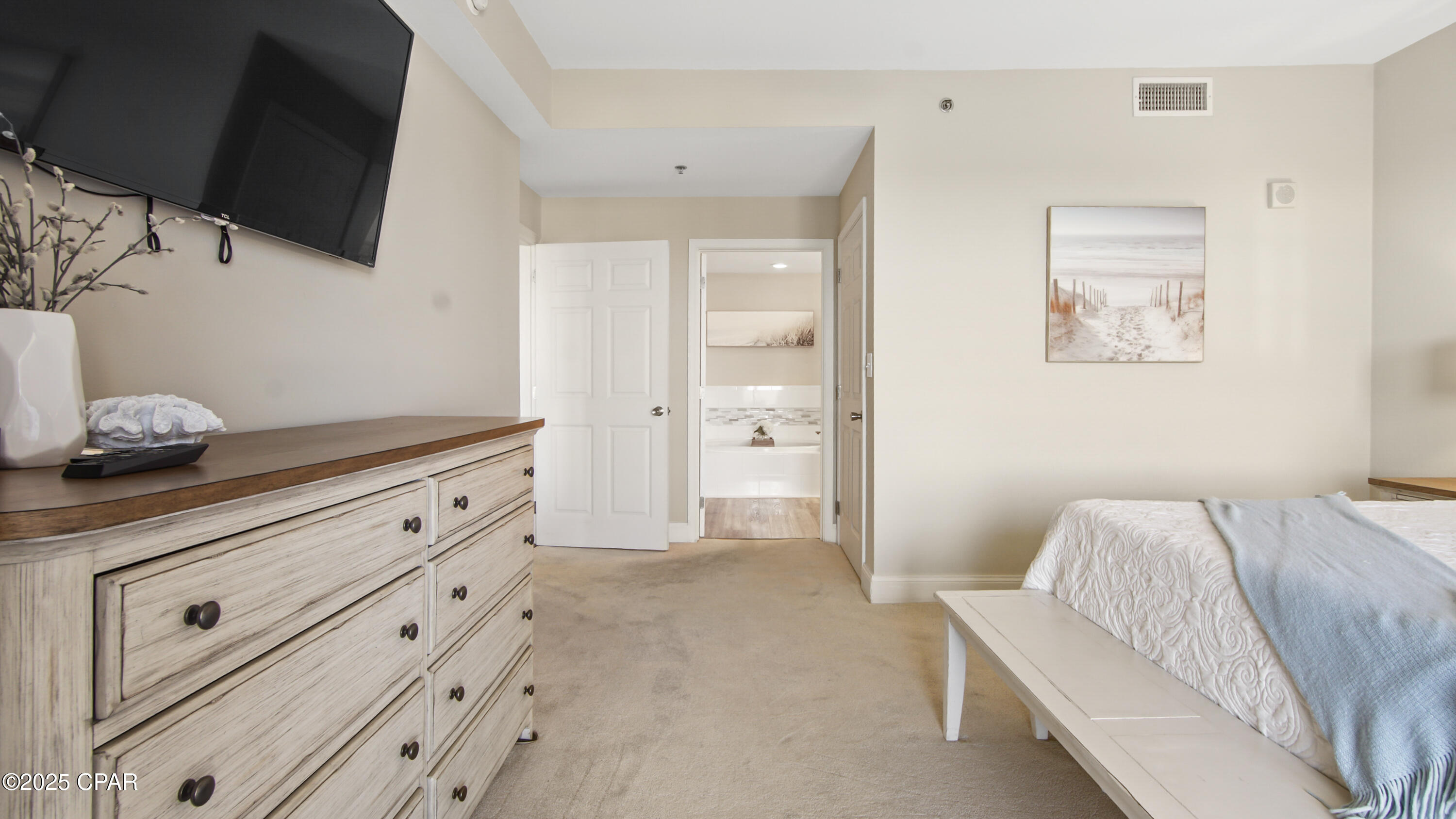 Laketown Wharf - Residential