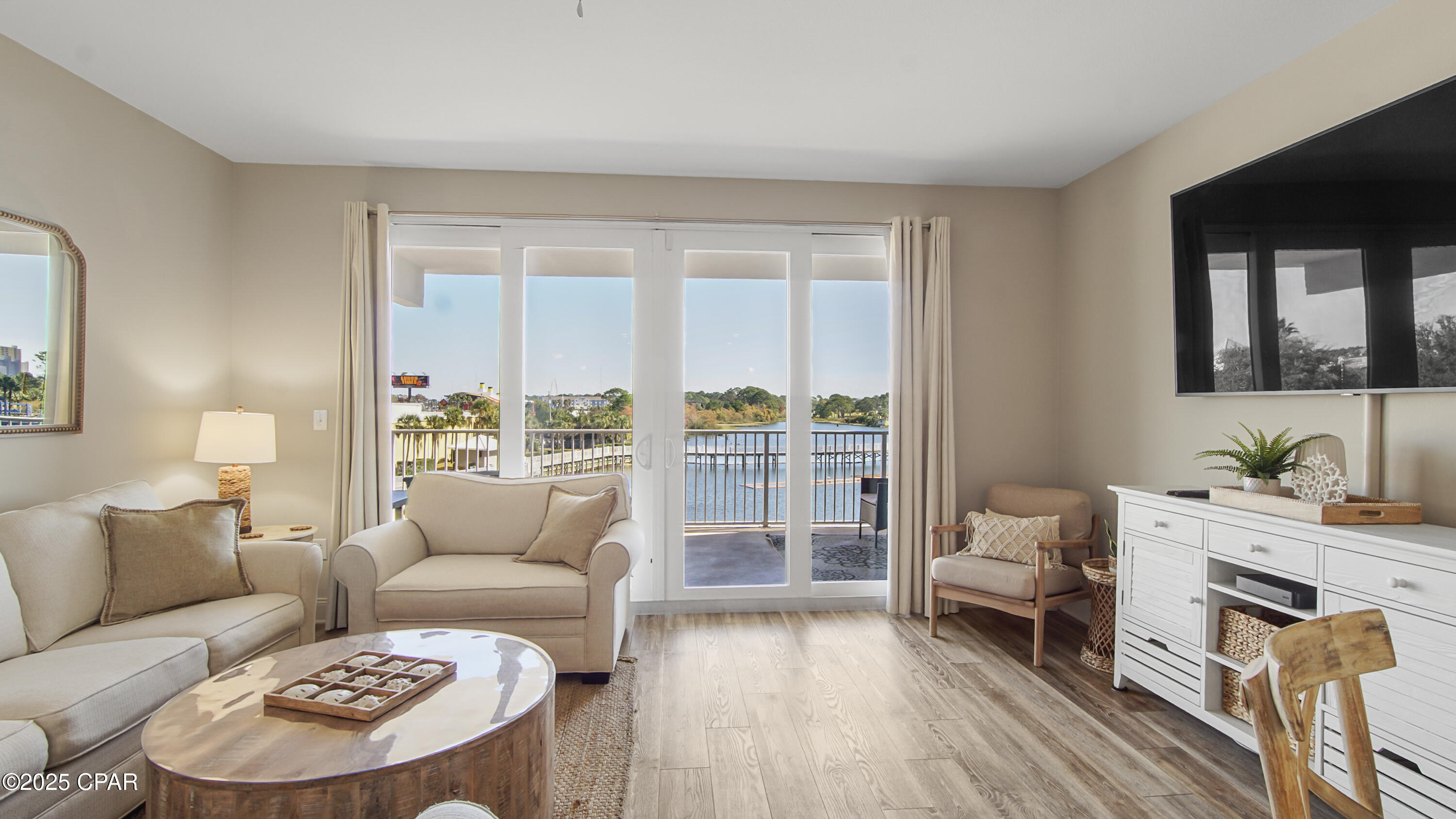 Laketown Wharf - Residential