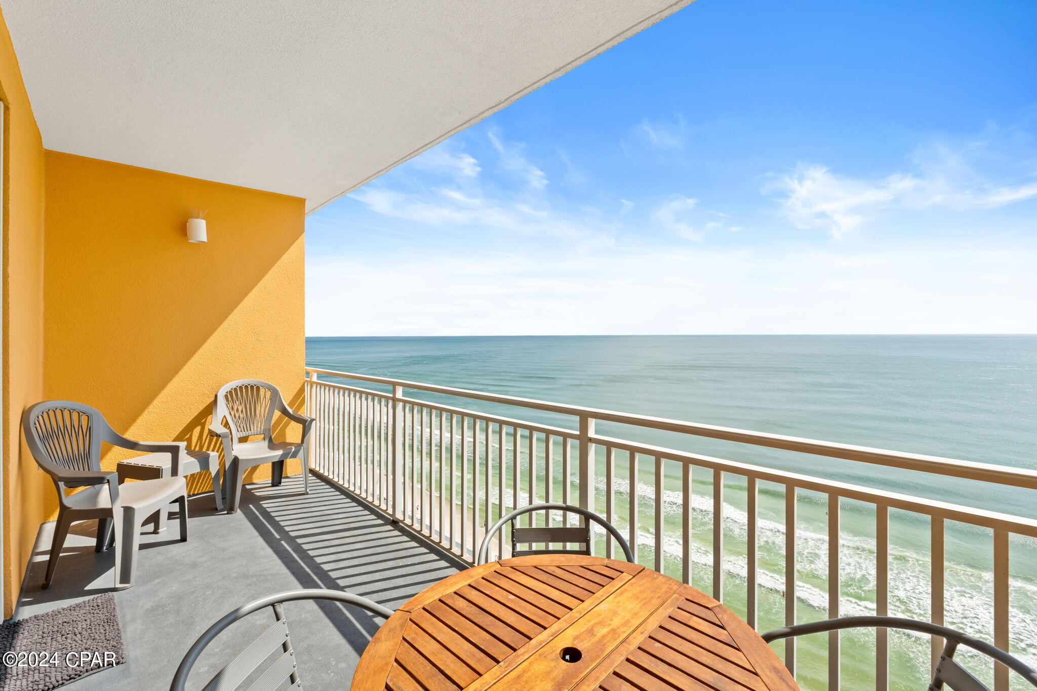 Splash Condo - Residential