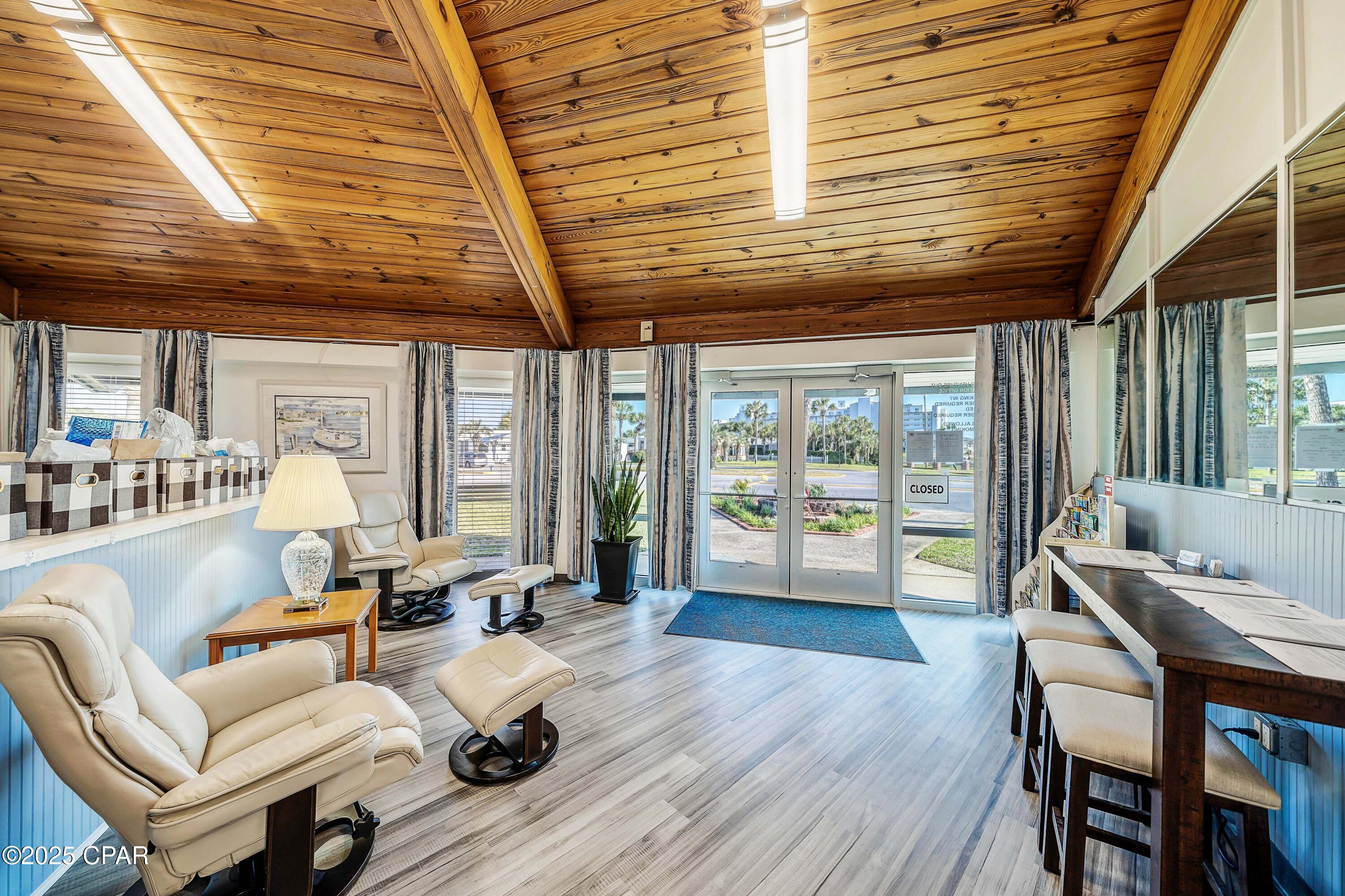 Venture Out Travel Trail - Residential