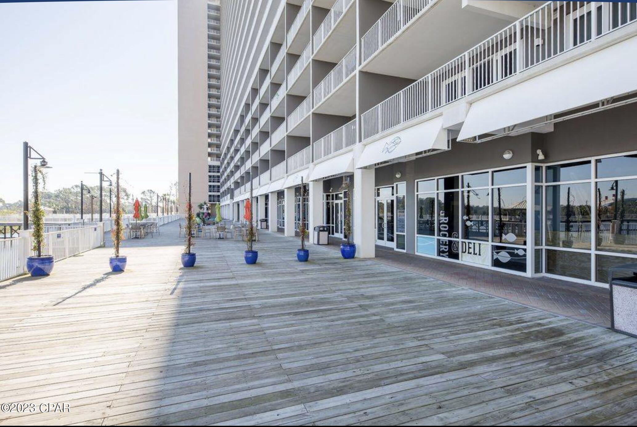 Laketown Wharf - Residential