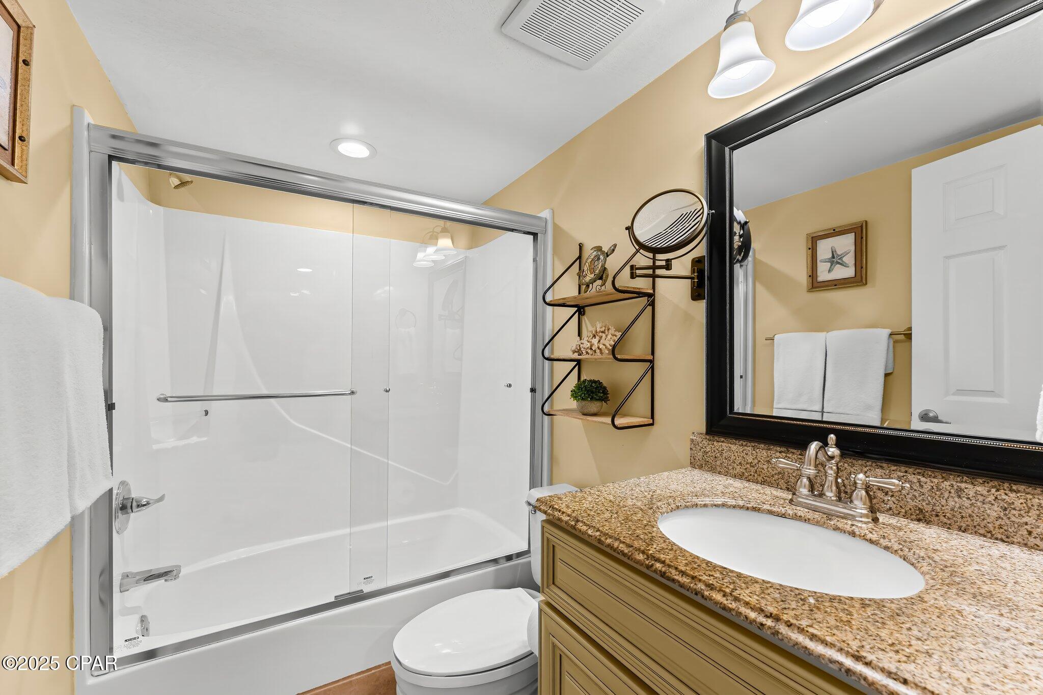 The Commodore - Residential