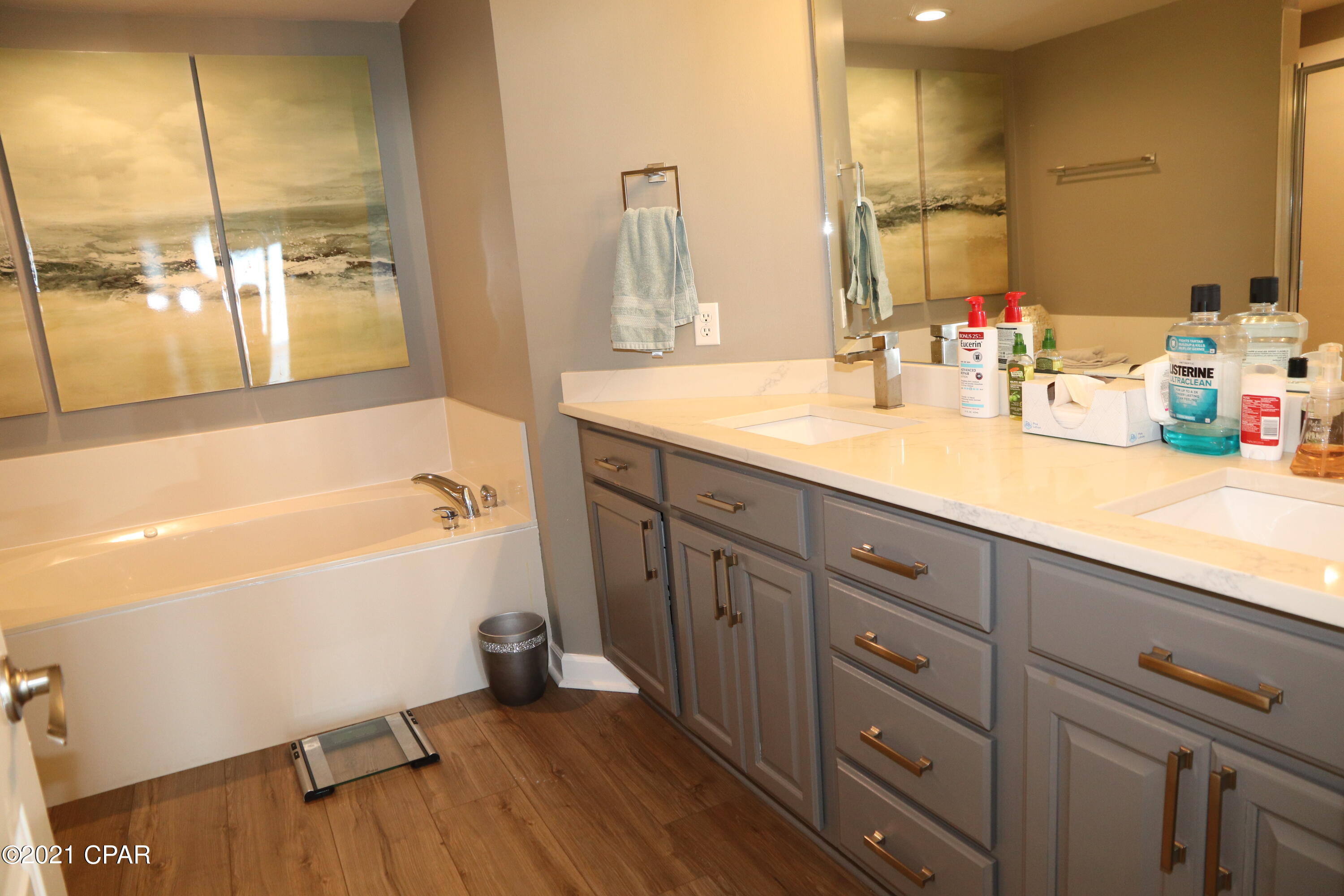 Grandview East At Long Beach - Residential